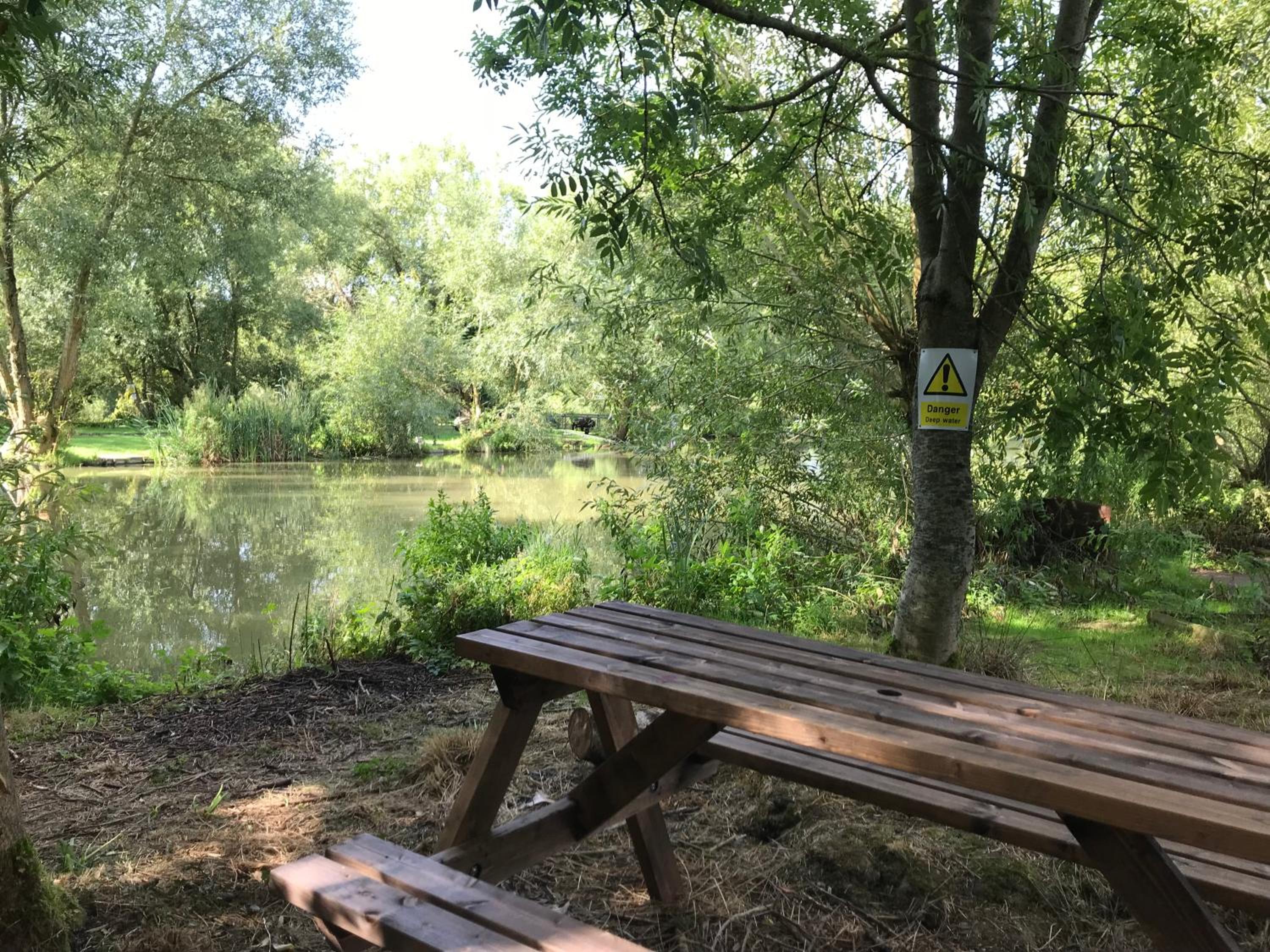 Fairwood Lakes Holiday Park