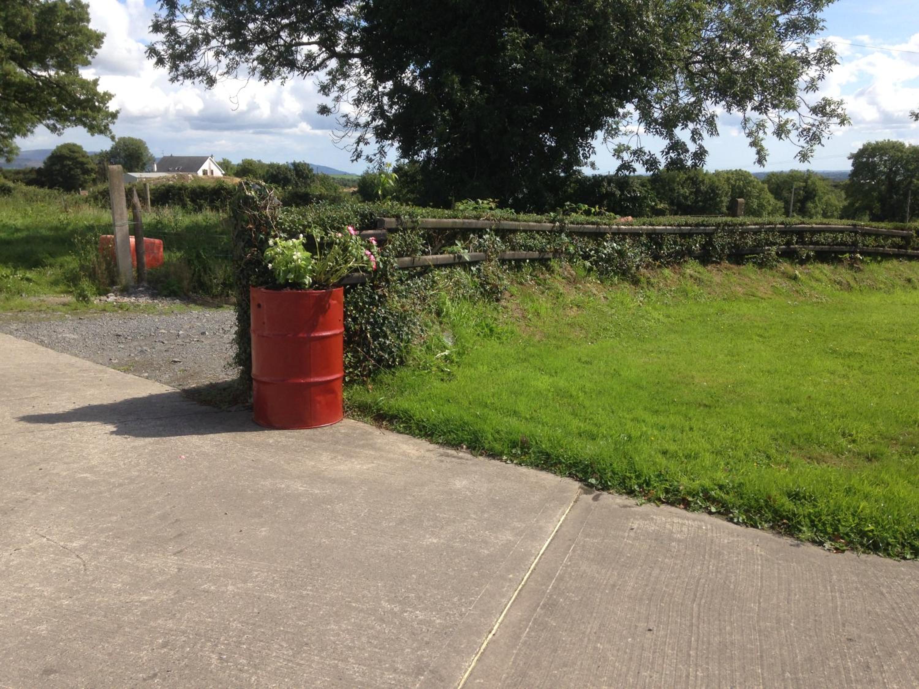 'Uncle Owenie's Cottage' view 2
