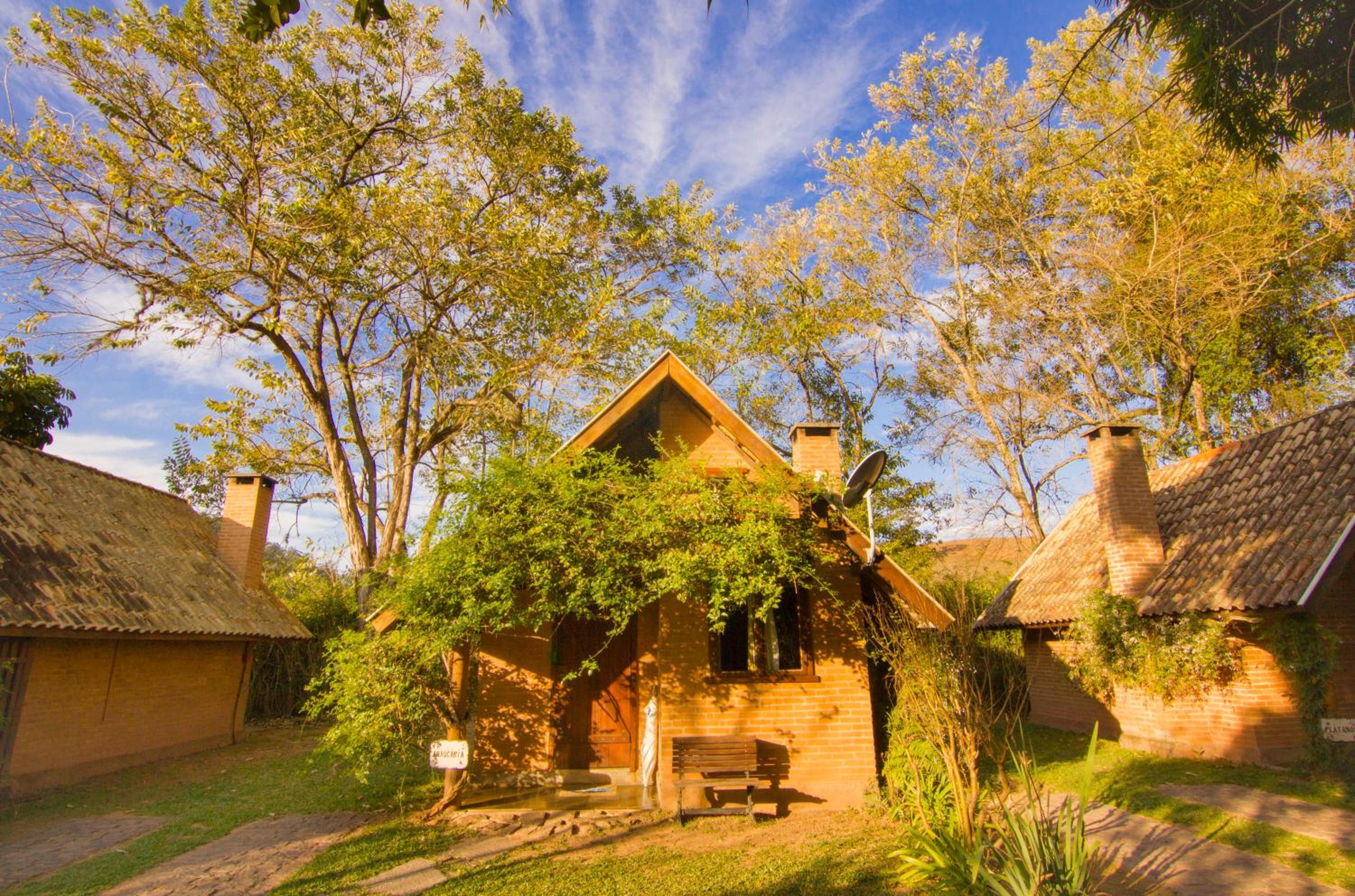 Hotel Pousada Canto da Lua - Image 1