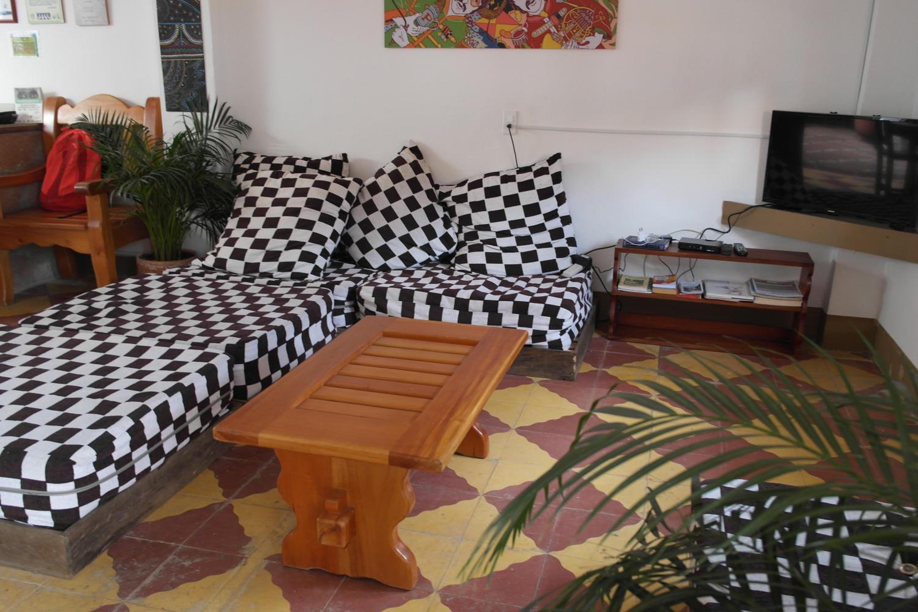 Sergeant Pepper's Hostel