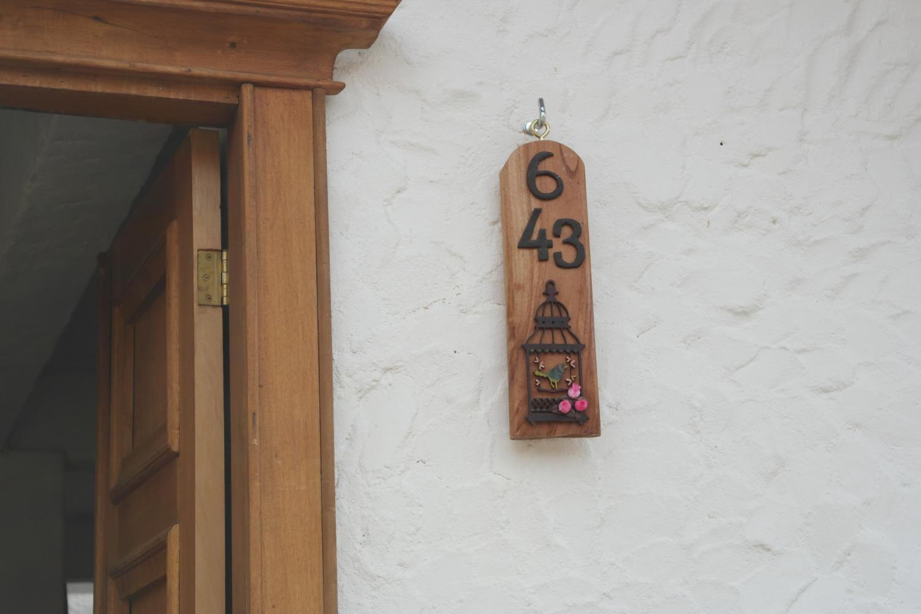 Sergeant Pepper's Hostel