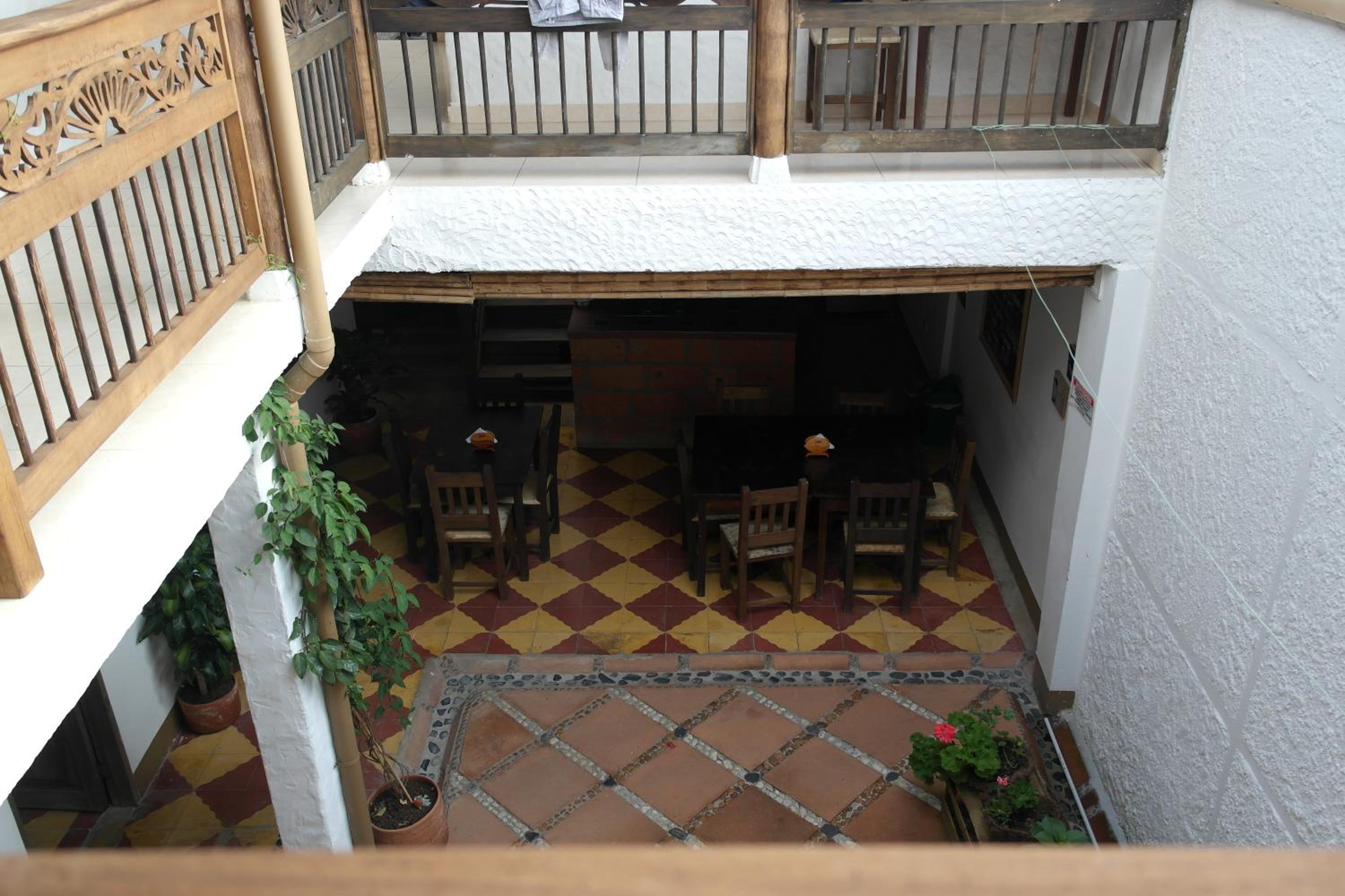 Sergeant Pepper's Hostel