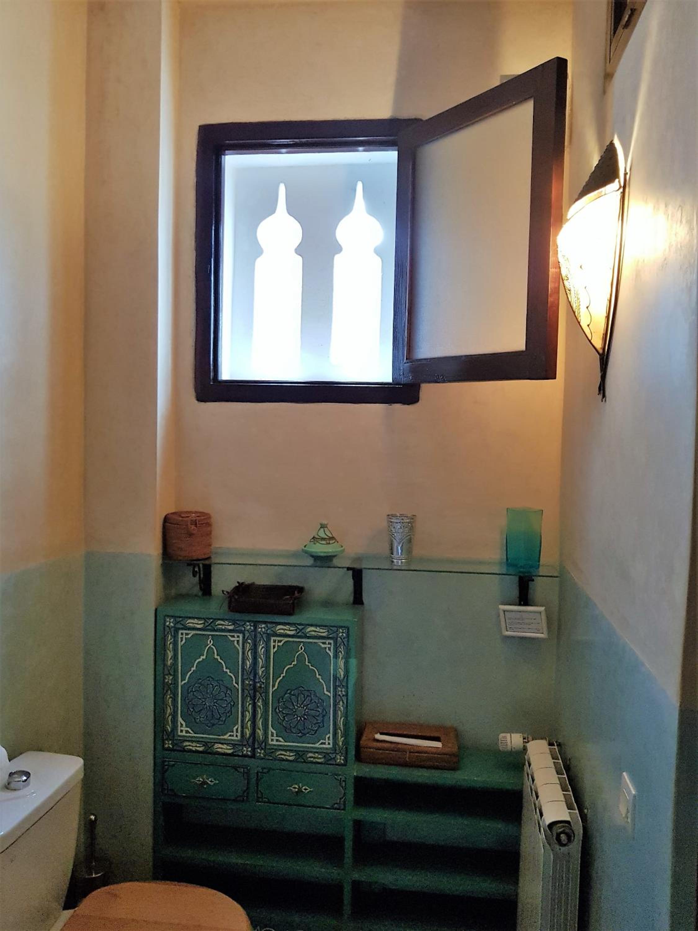Photo 37