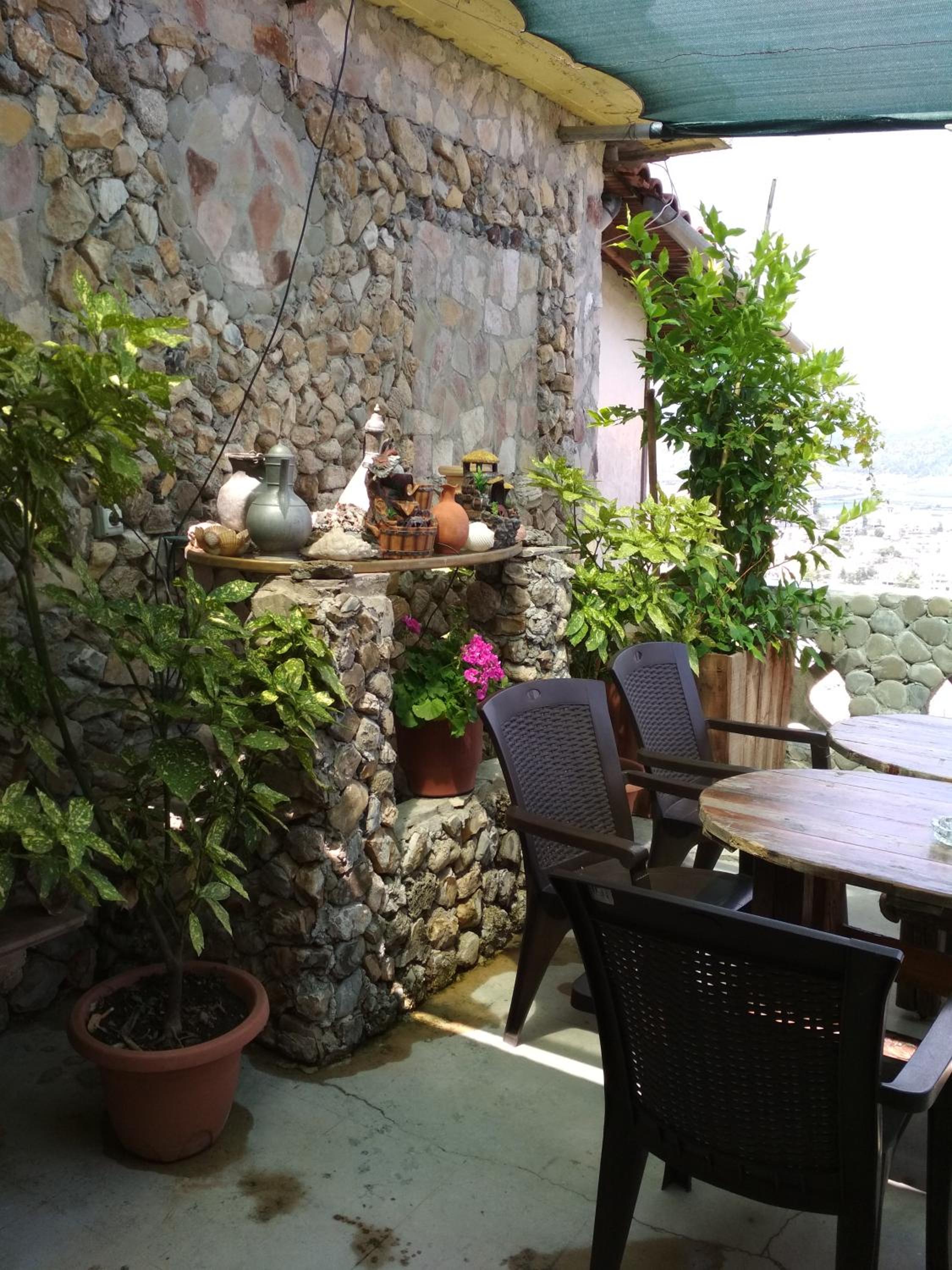 Karafil Guesthouse