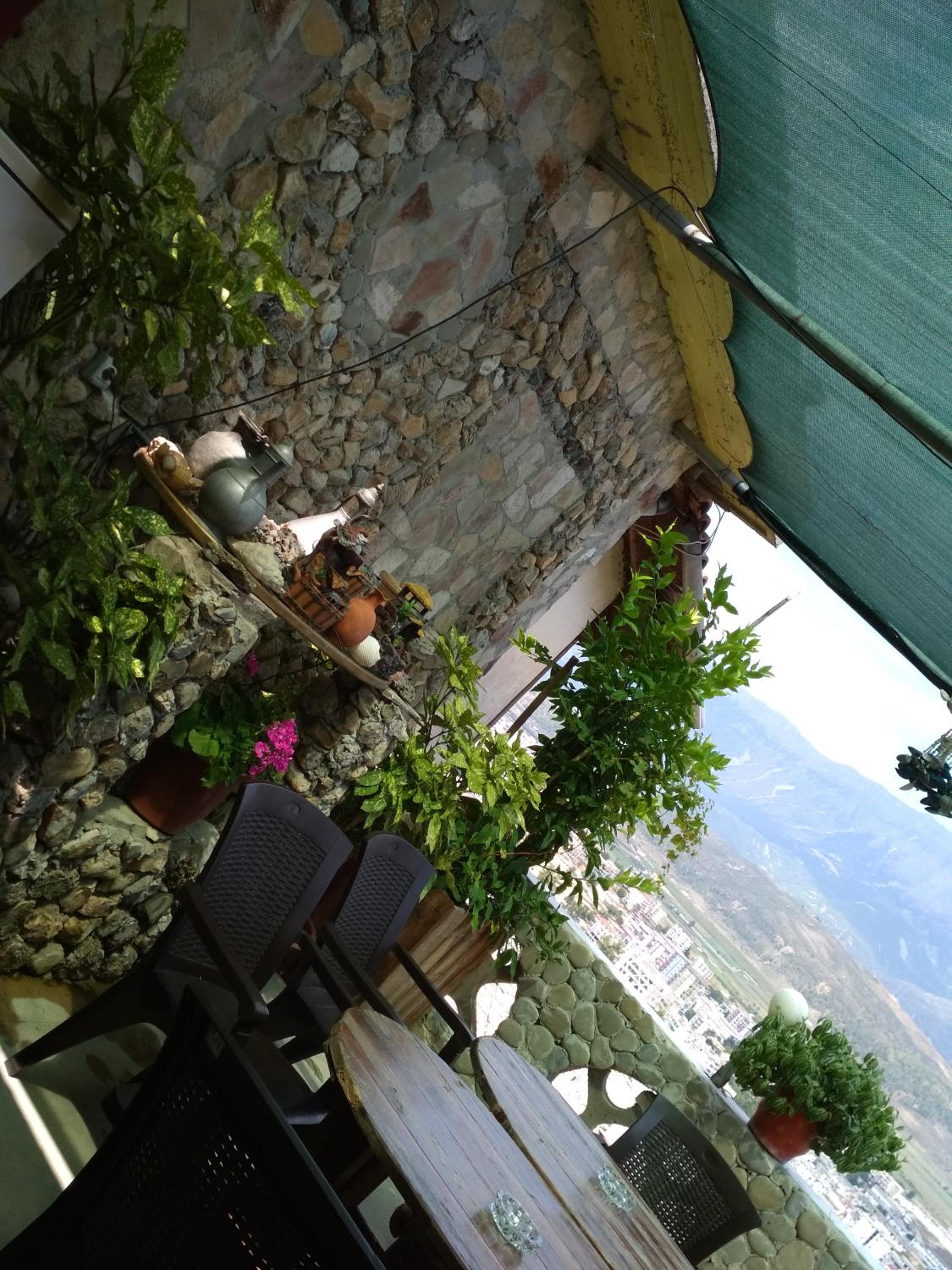 Karafil Guesthouse