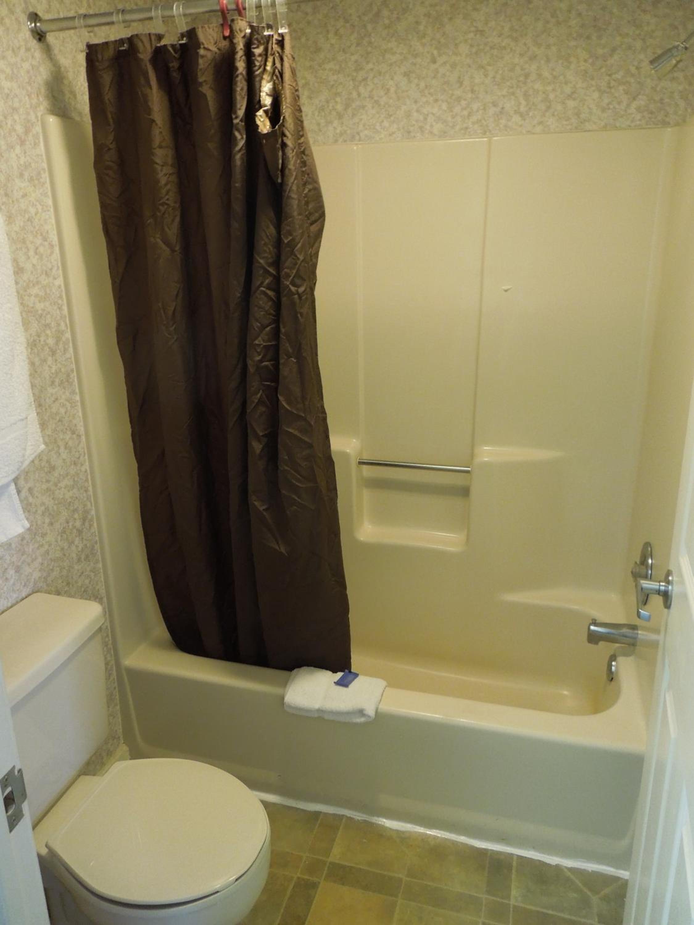 Red Carpet Inn Absecon view 5