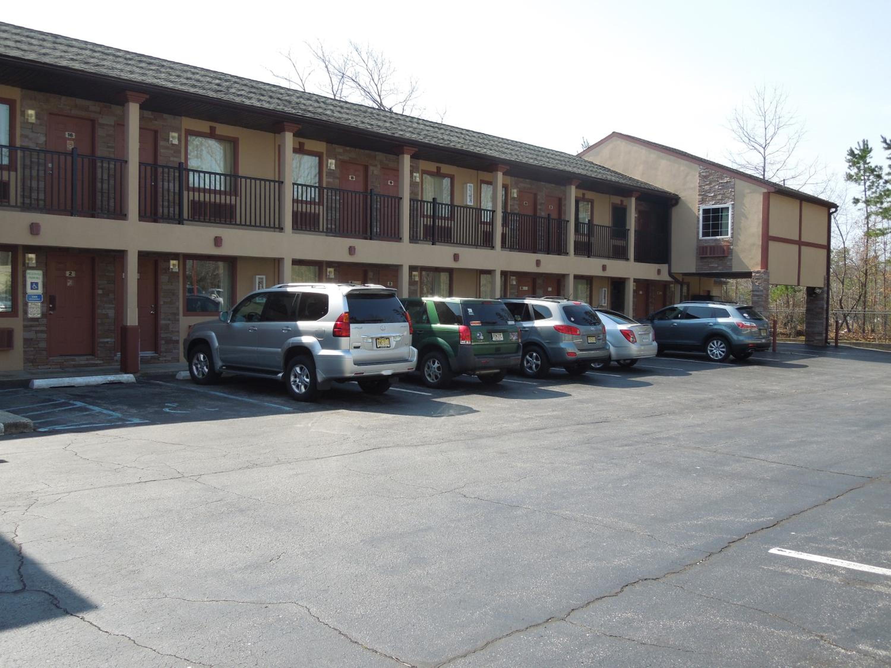 Red Carpet Inn Absecon view 2