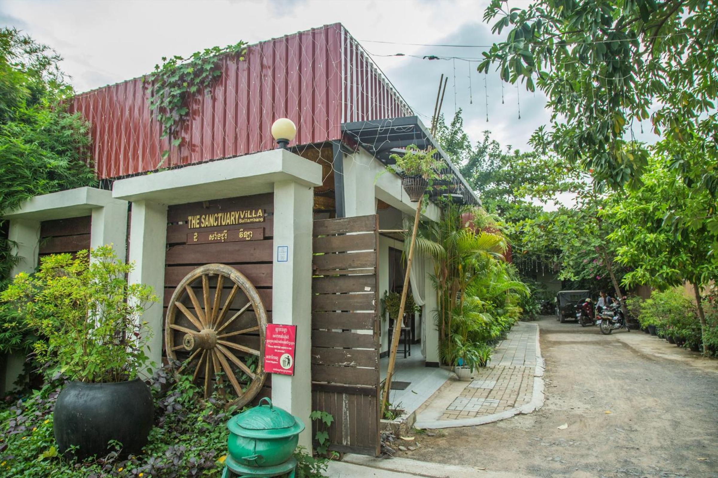 Battambang Vacations - The Sanctuary Villa Battambang - Property Image 5