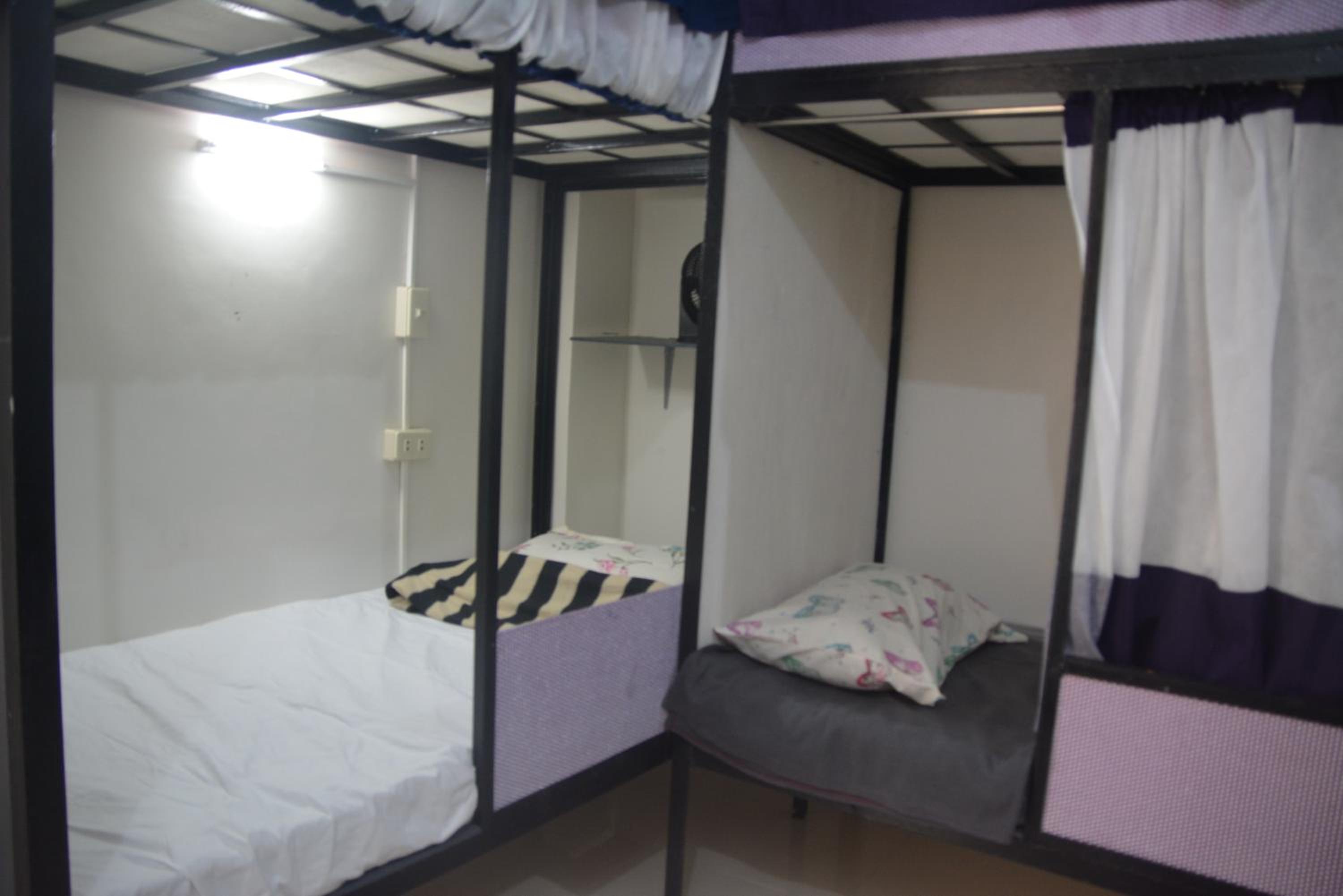 Sleepadz - Capsule Beds Dormitel in Magsaysay Ave Naga