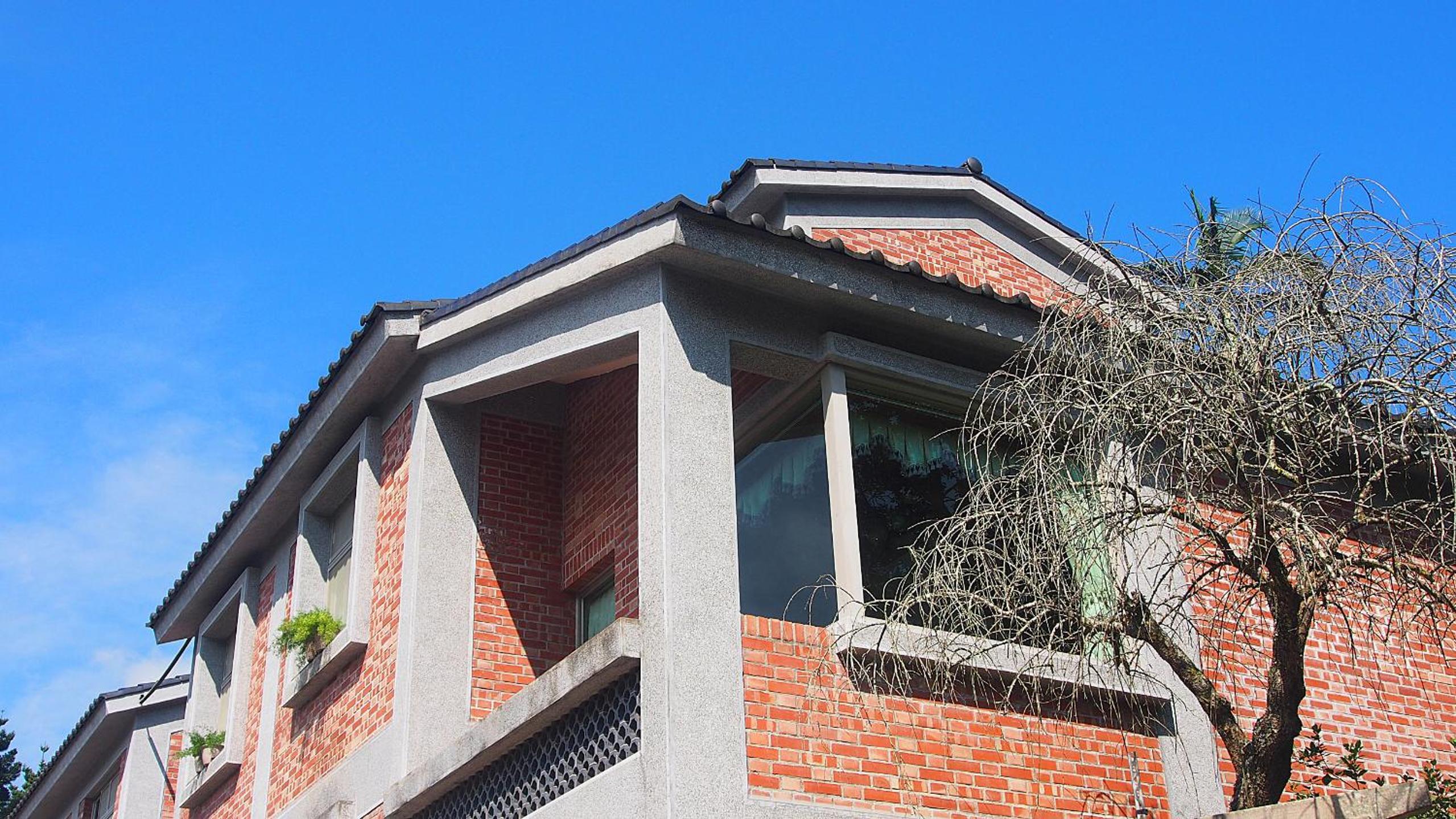 Red Brick Villas