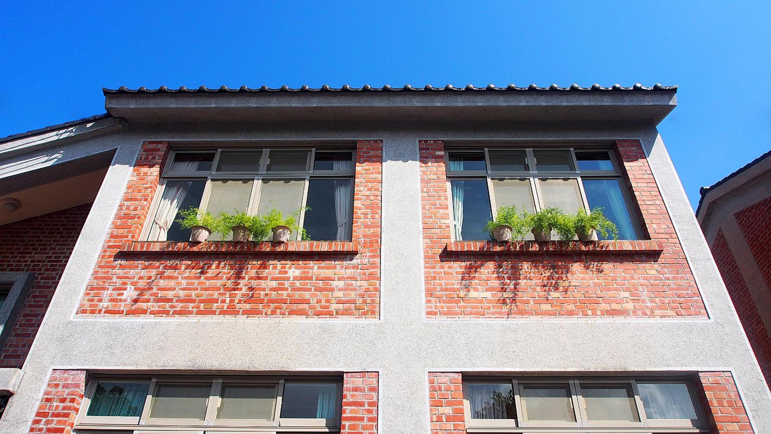 Red Brick Villas