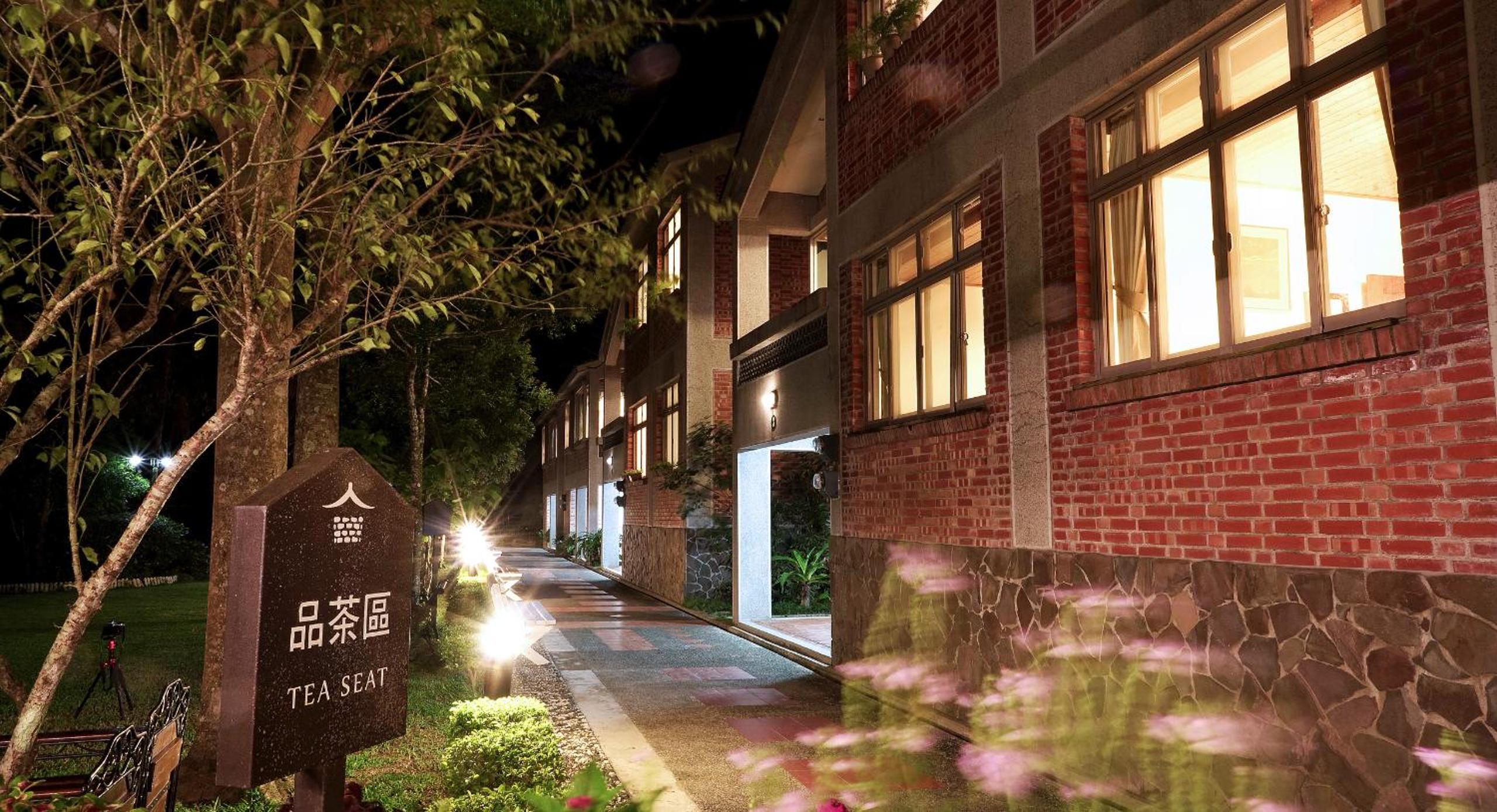 Red Brick Villas