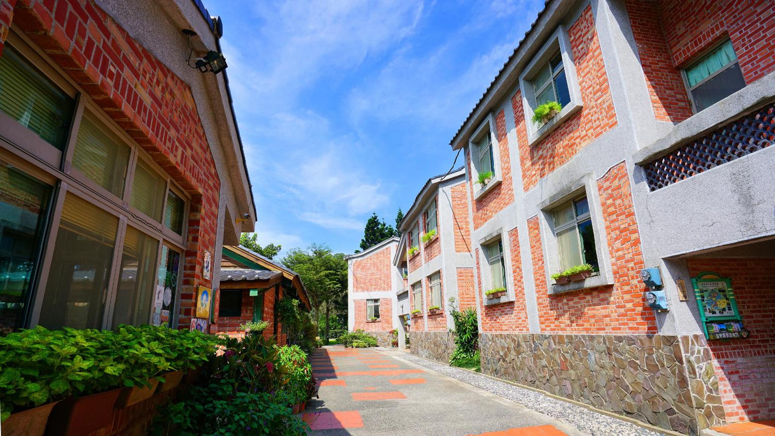 Red Brick Villas