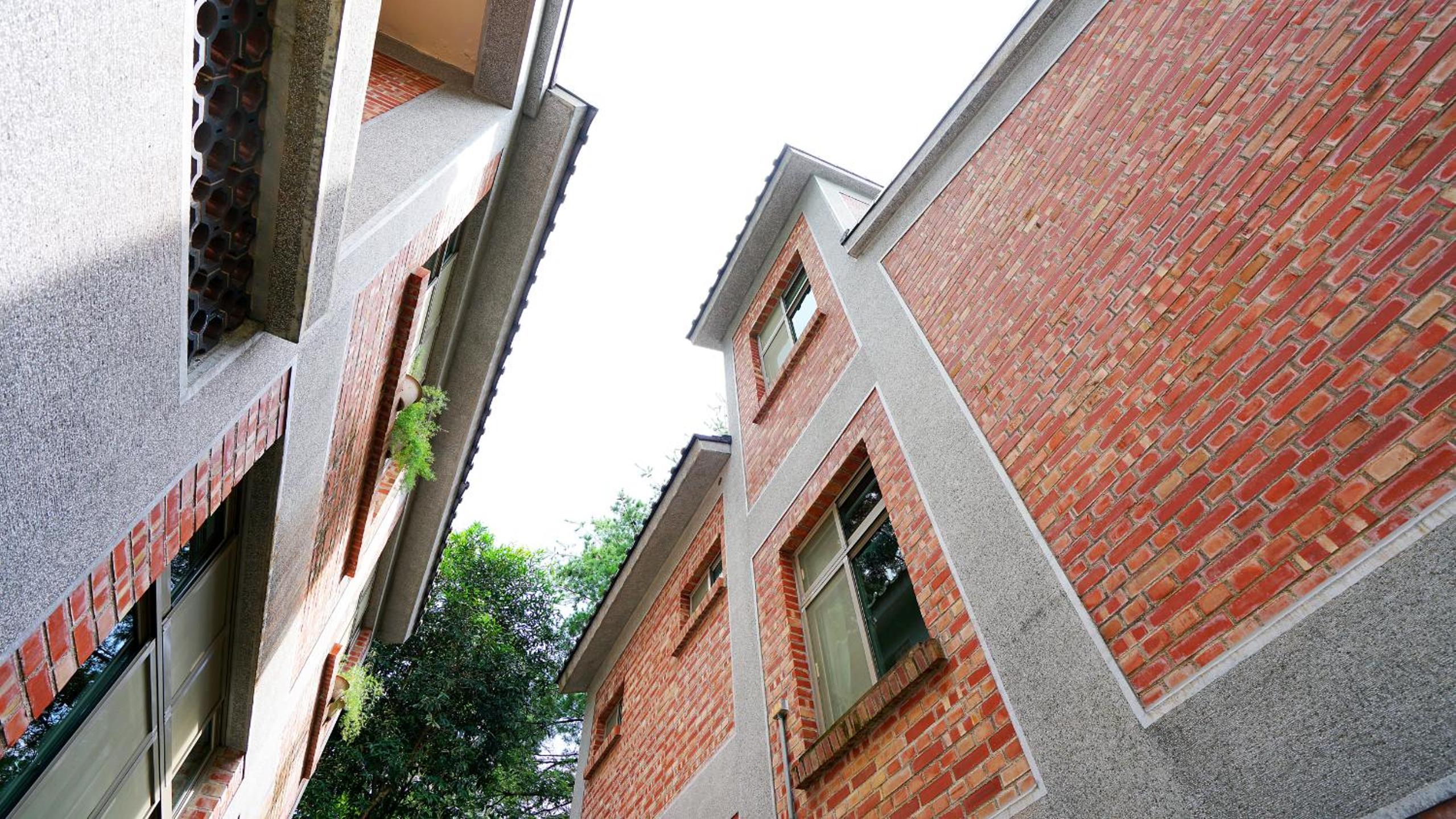 Red Brick Villas