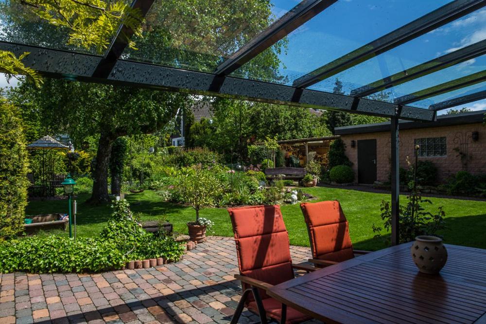 Zwei Ferienwohnungen Ankerpatz 70 qm mit Loggia  Puppenstube 50 qm mit Gartenterrasse in Hagenburg nahe Steinhuder Meer - Property Image 2