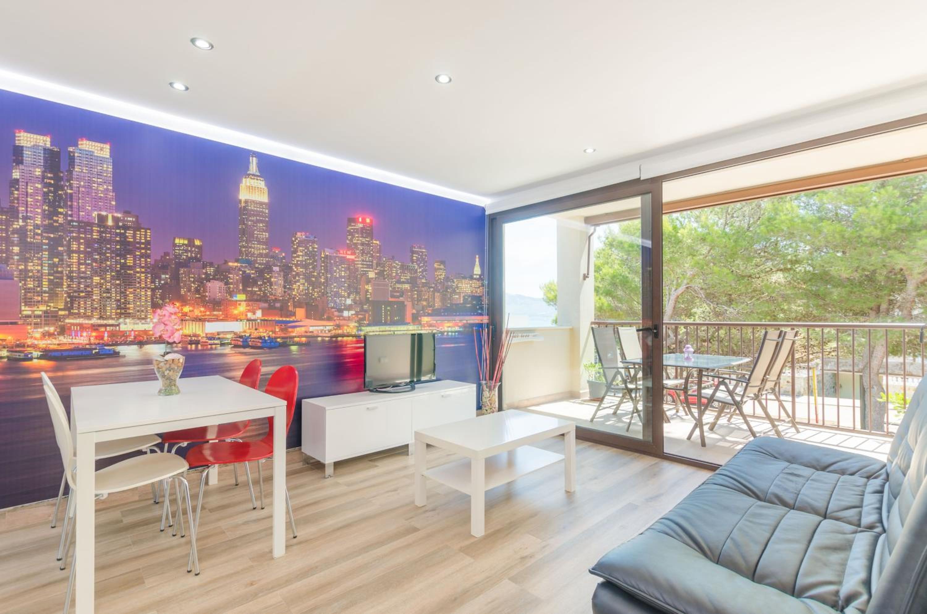 Photo 18