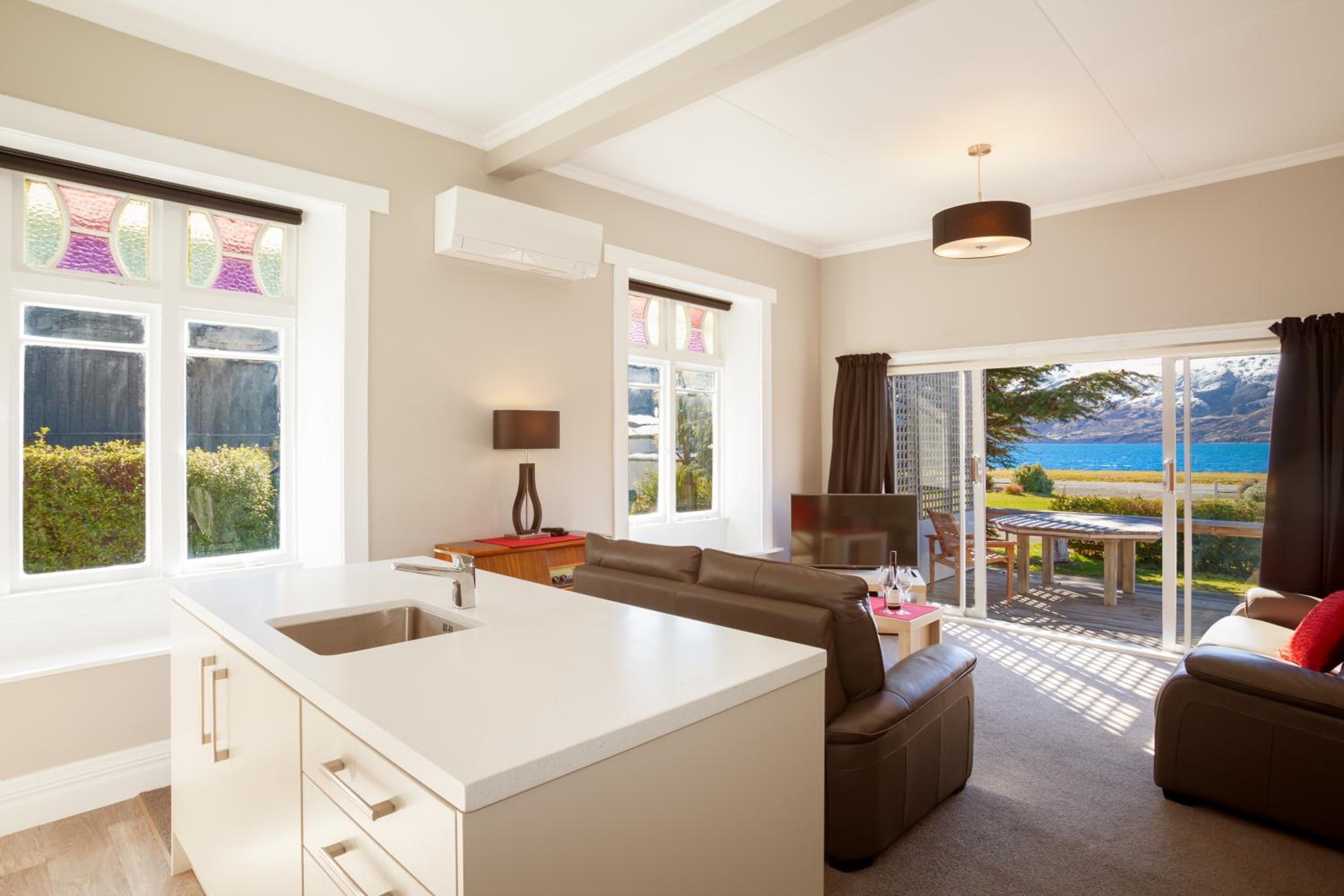 Kingston Villa view 5