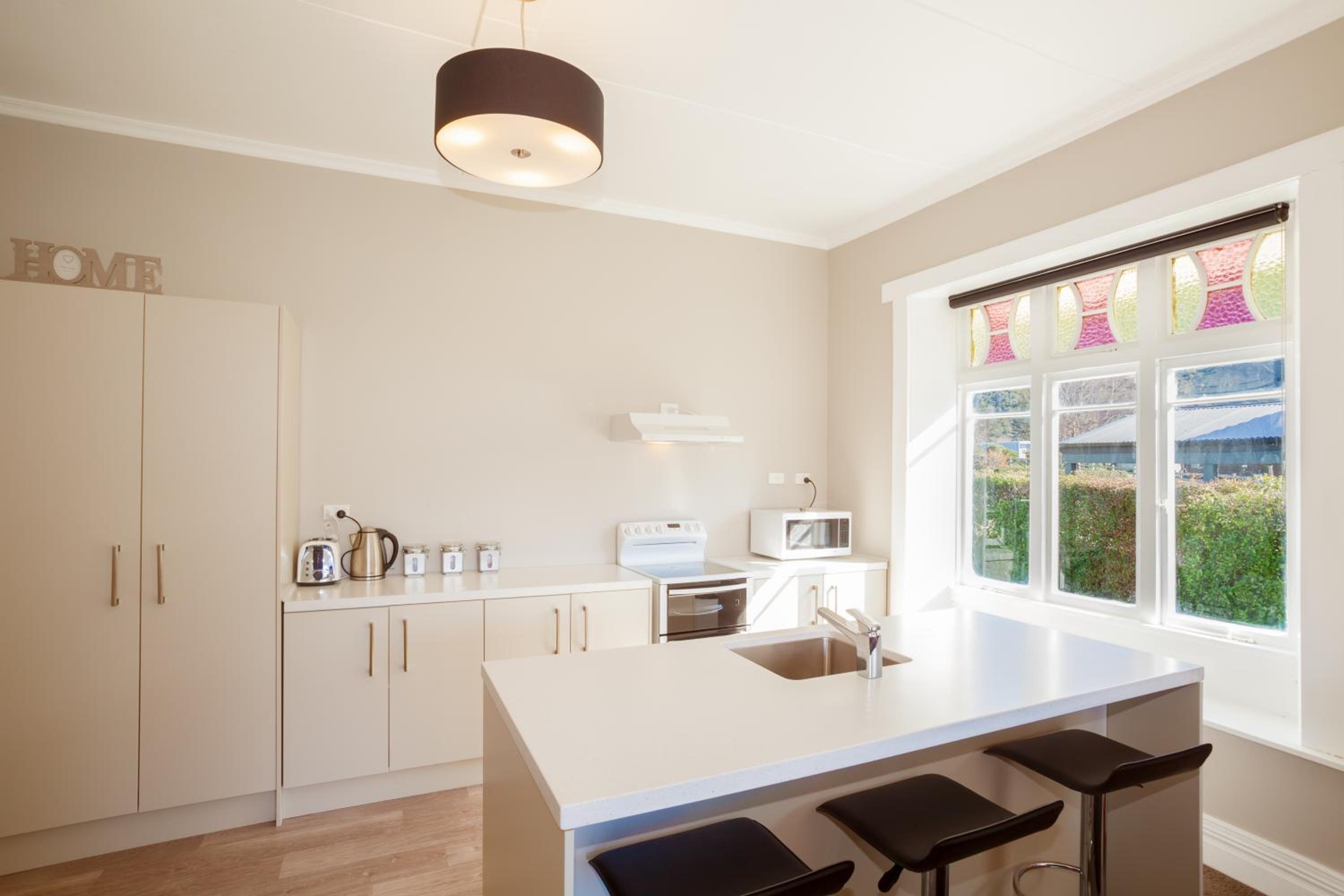 Kingston Villa view 4