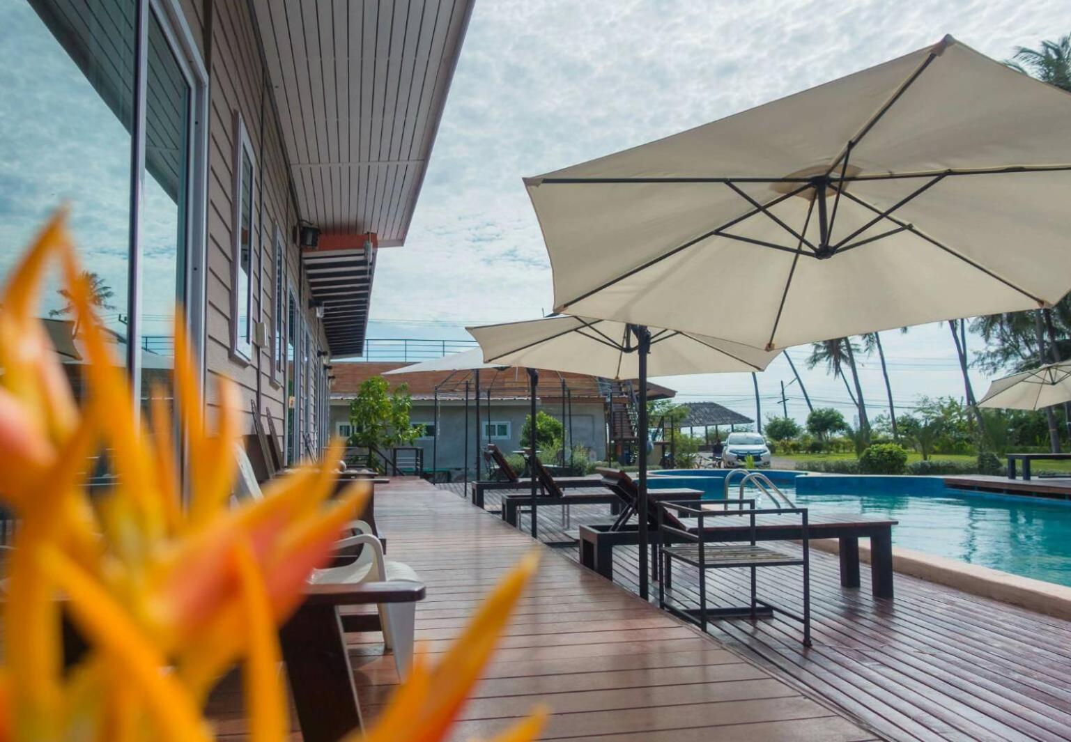 The Ford SunSet Beach Resort