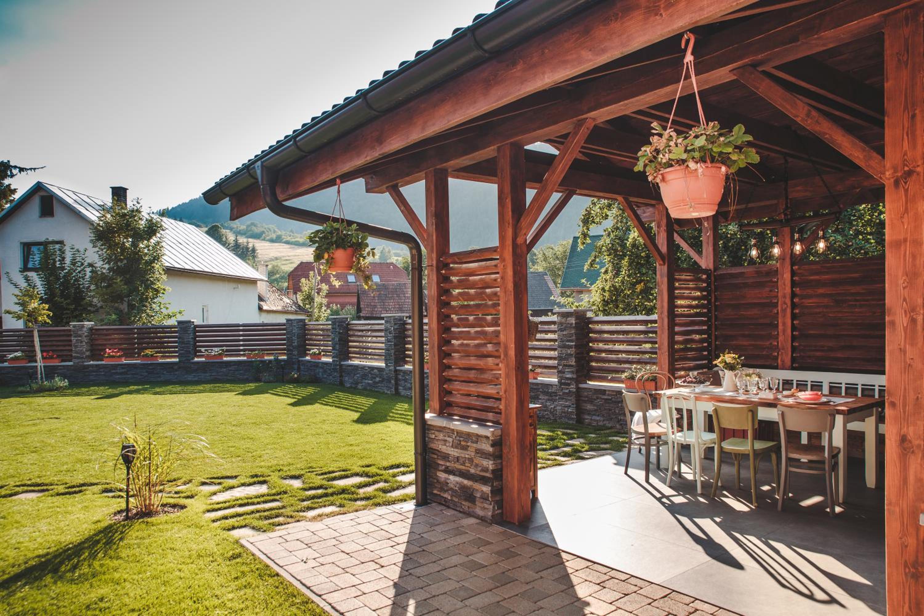 Horvát Family Residence