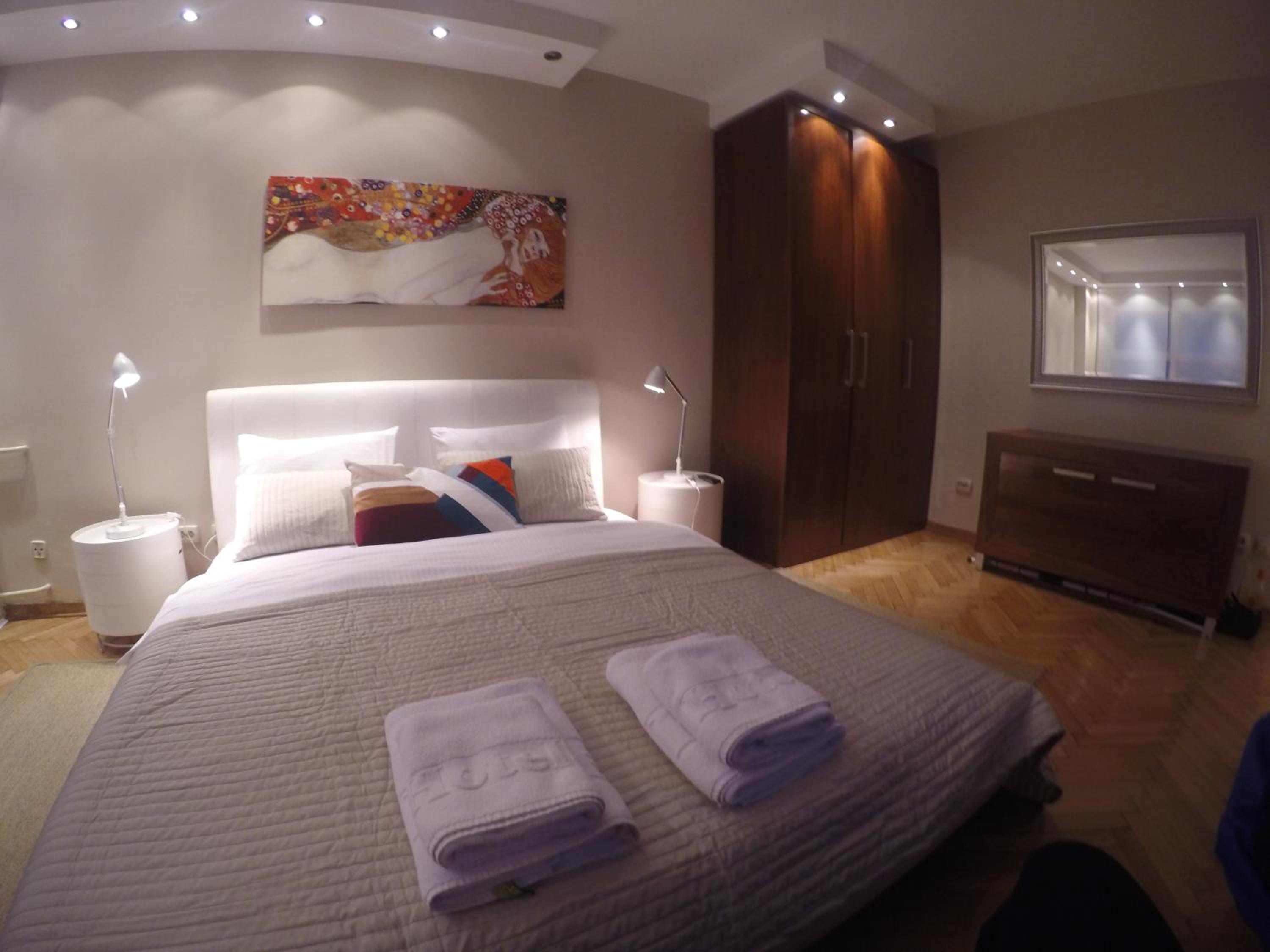 Apartments near St. Sava Temple view 4