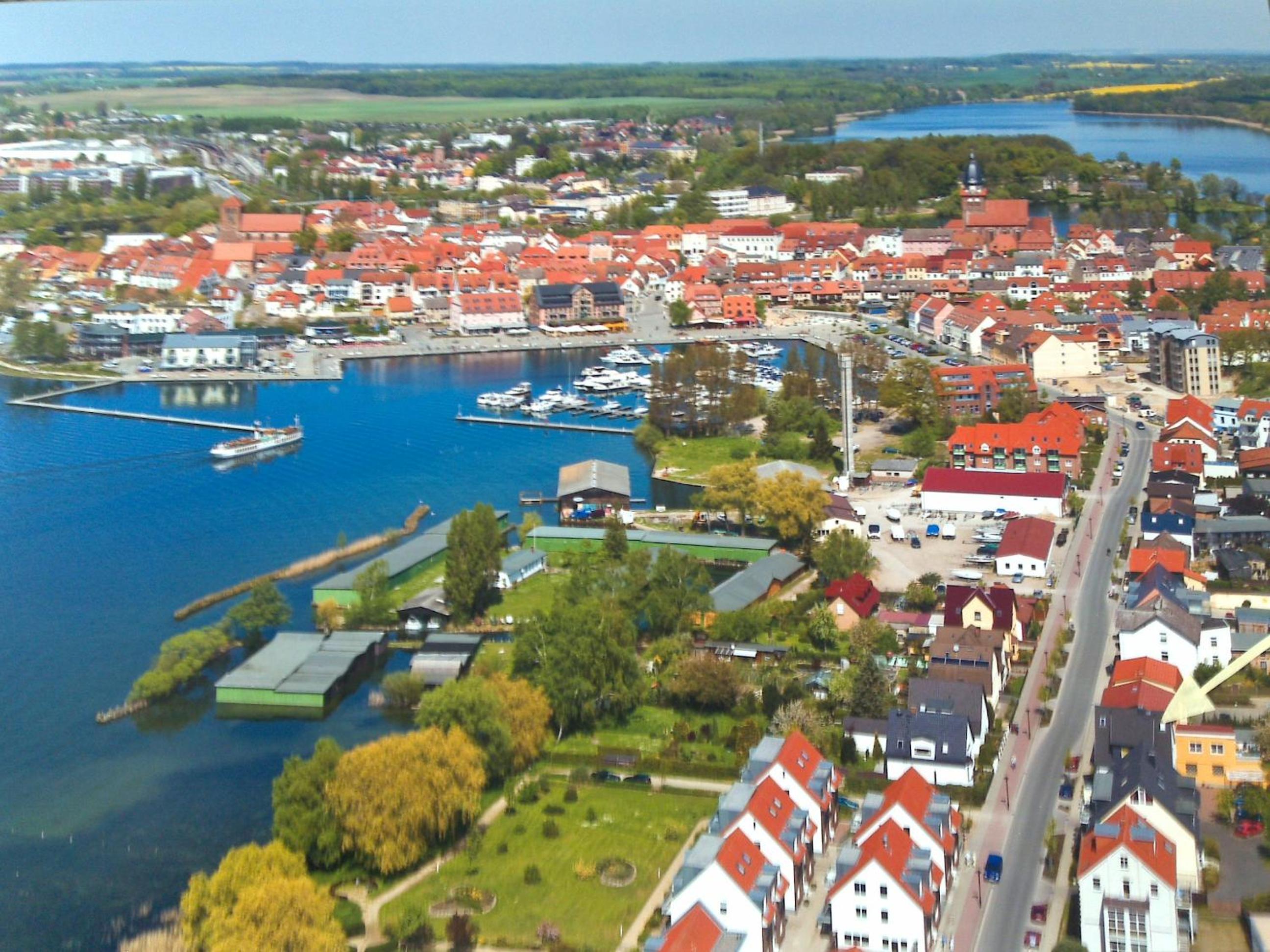 Ferienwohnung Am Müritz Seeufer