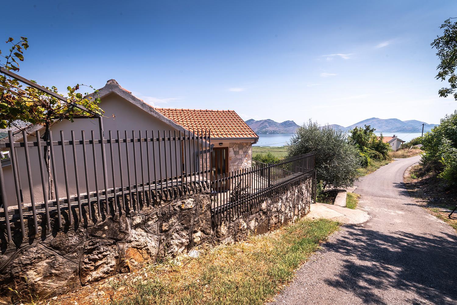 Holiday home Haustor with Skadar lake view view 2