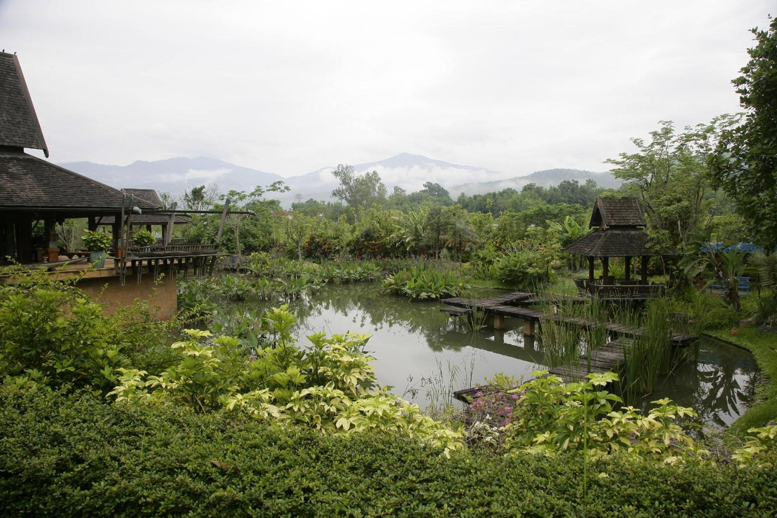Howie's HomeStay