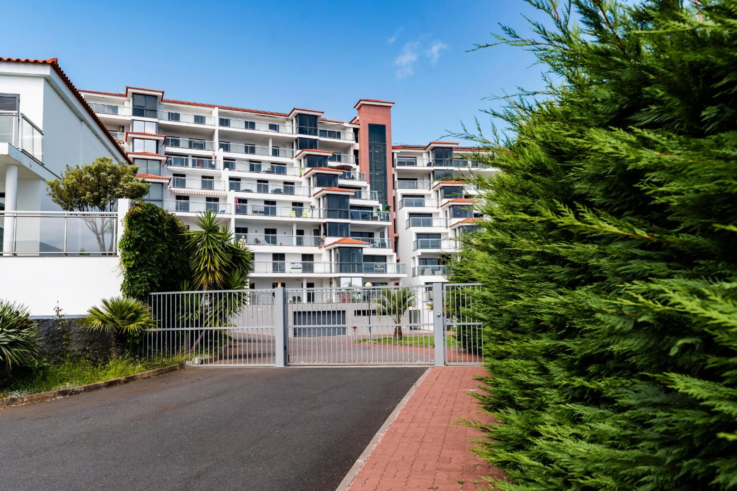 Hotel Caniço VI by An Island Apart - Image 1