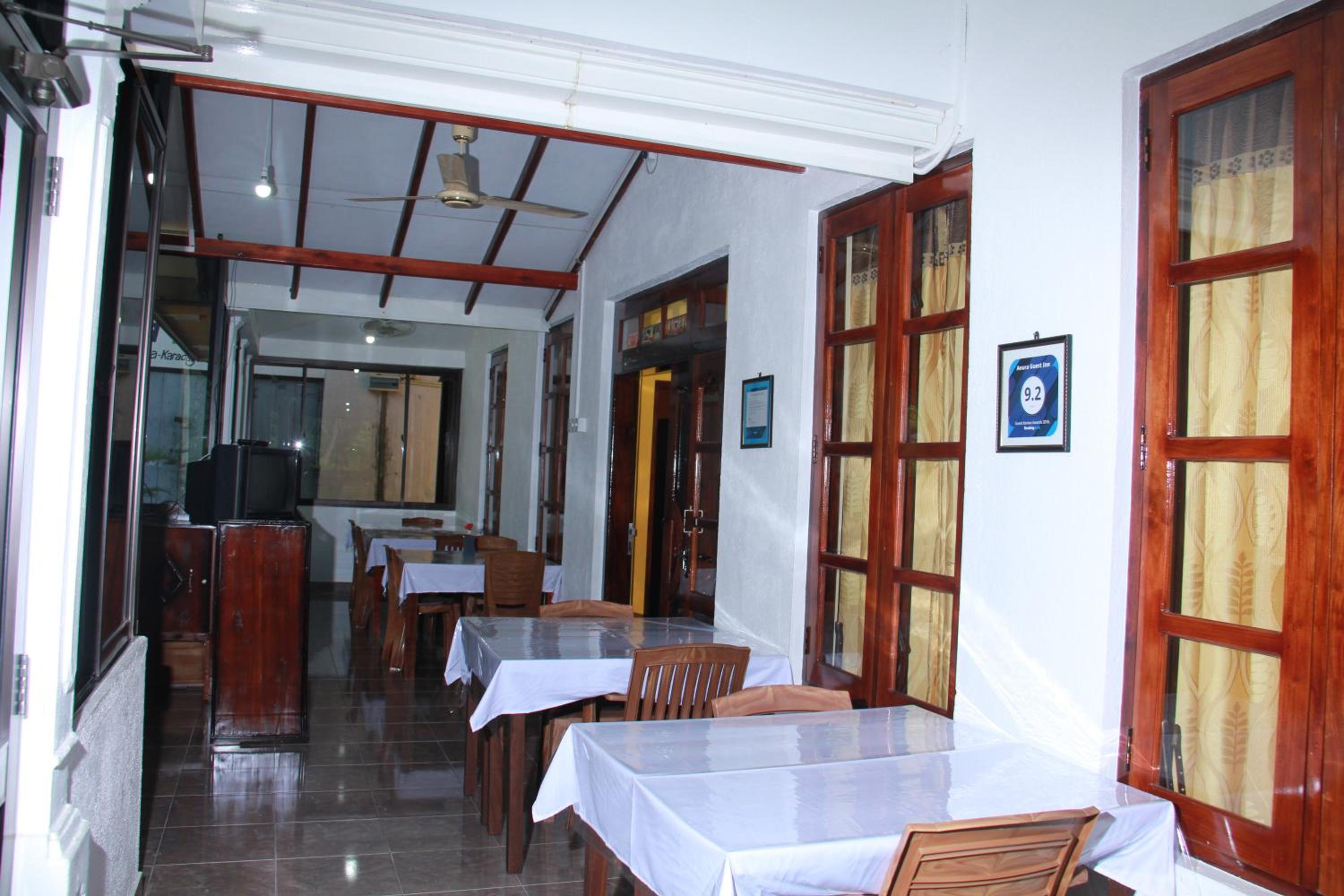 Anura Guest Inn