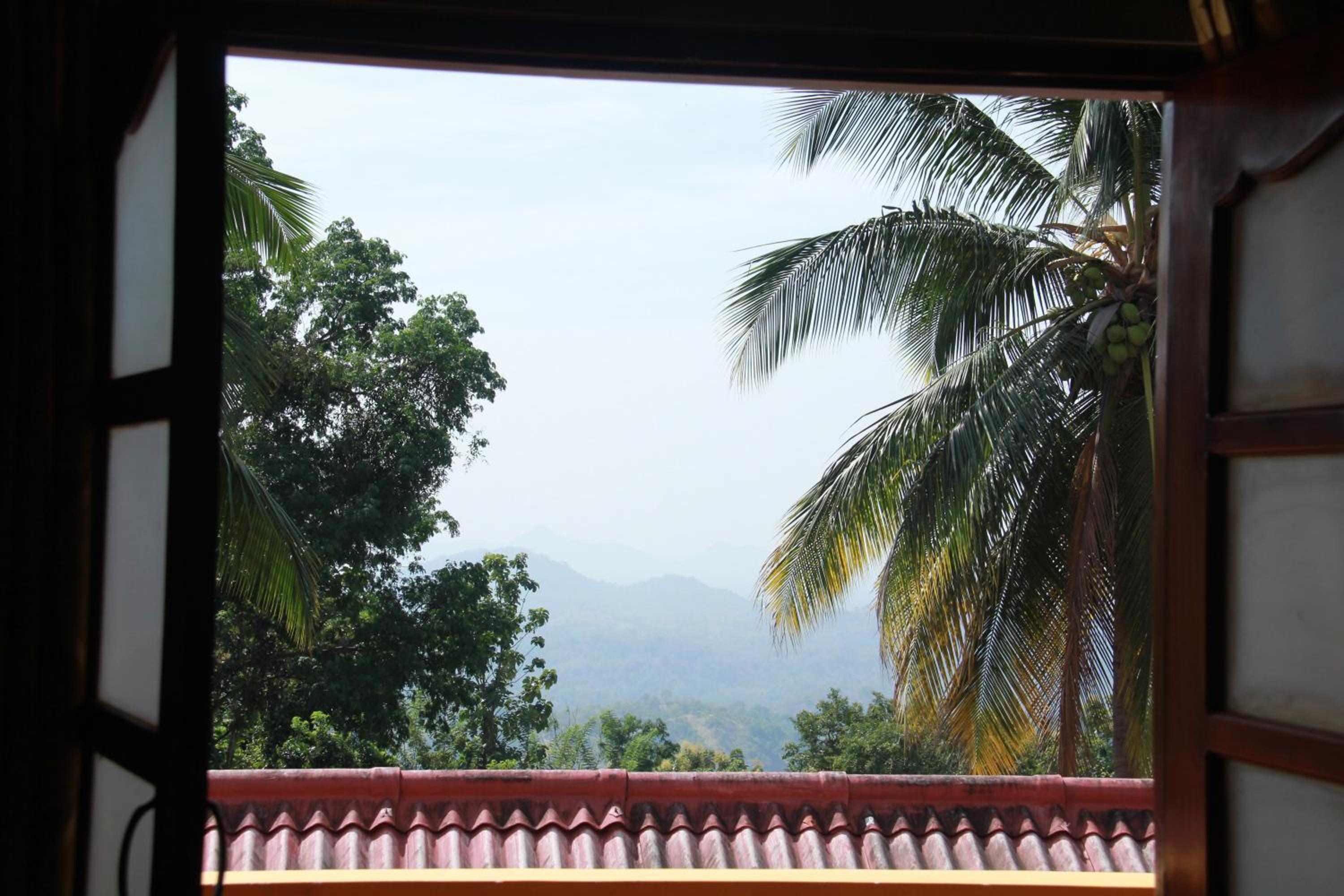 Anura Guest Inn