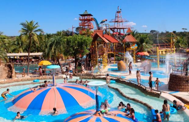 Apartamento em Resort Olímpia FNGN
