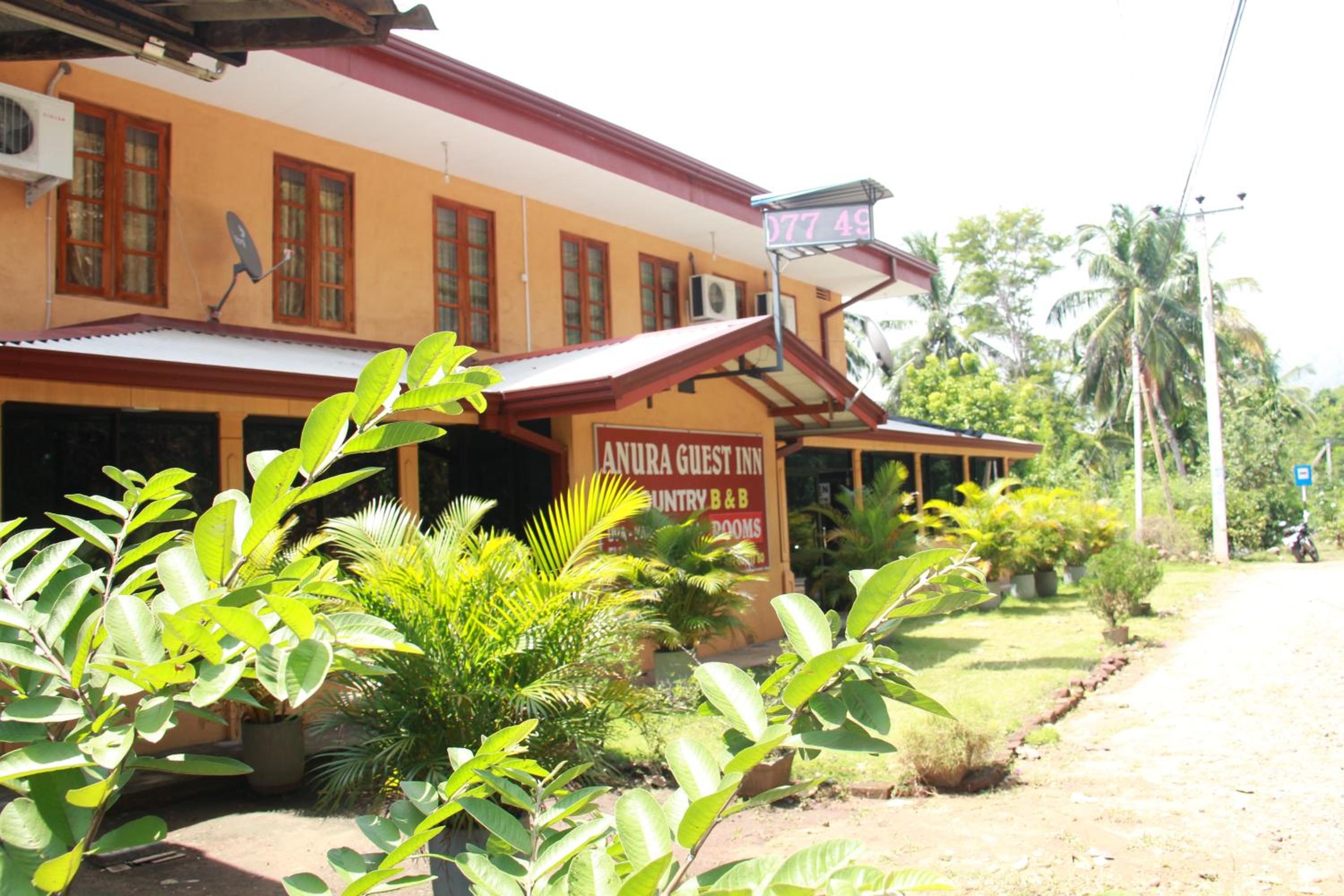 Anura Guest Inn