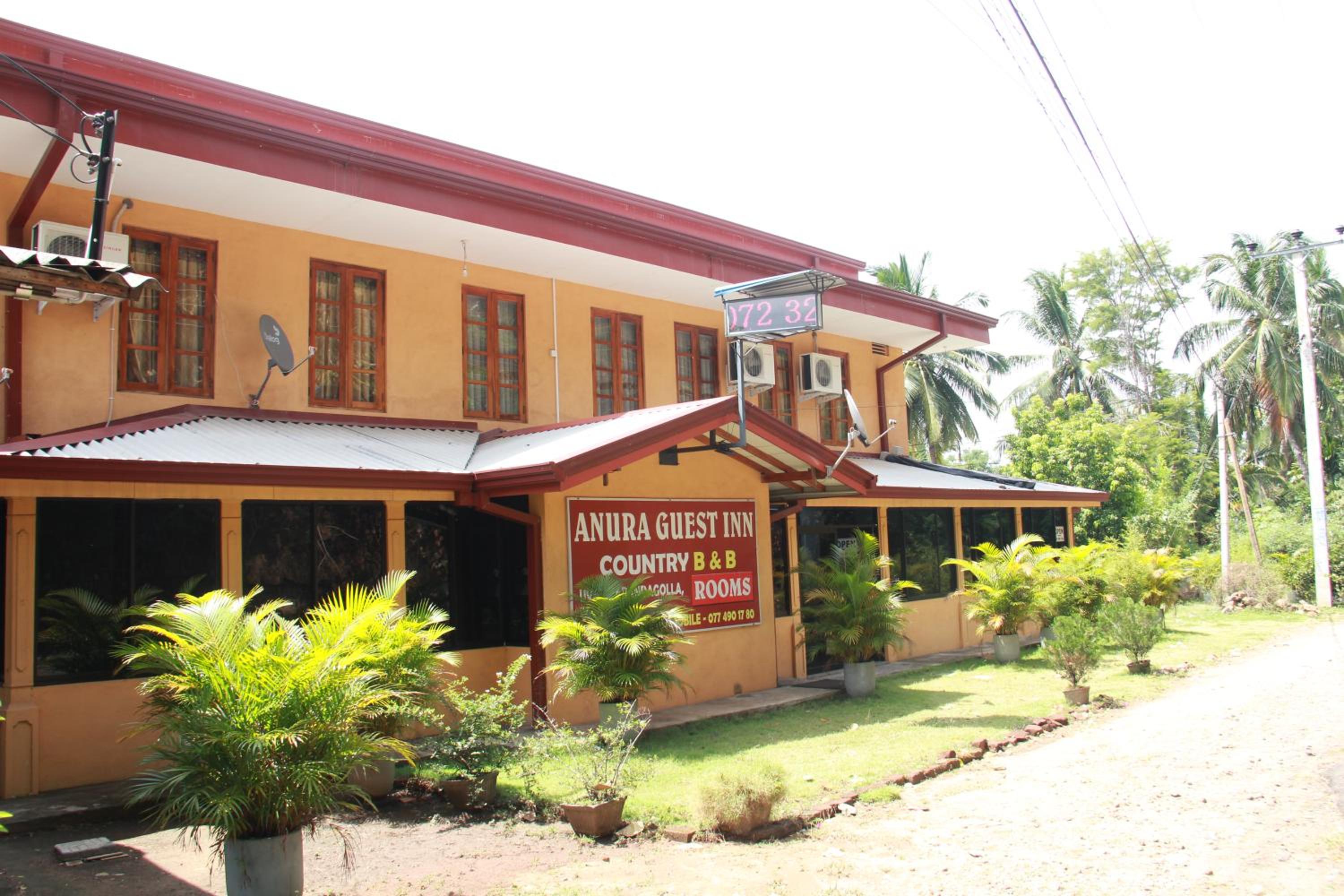 Anura Guest Inn