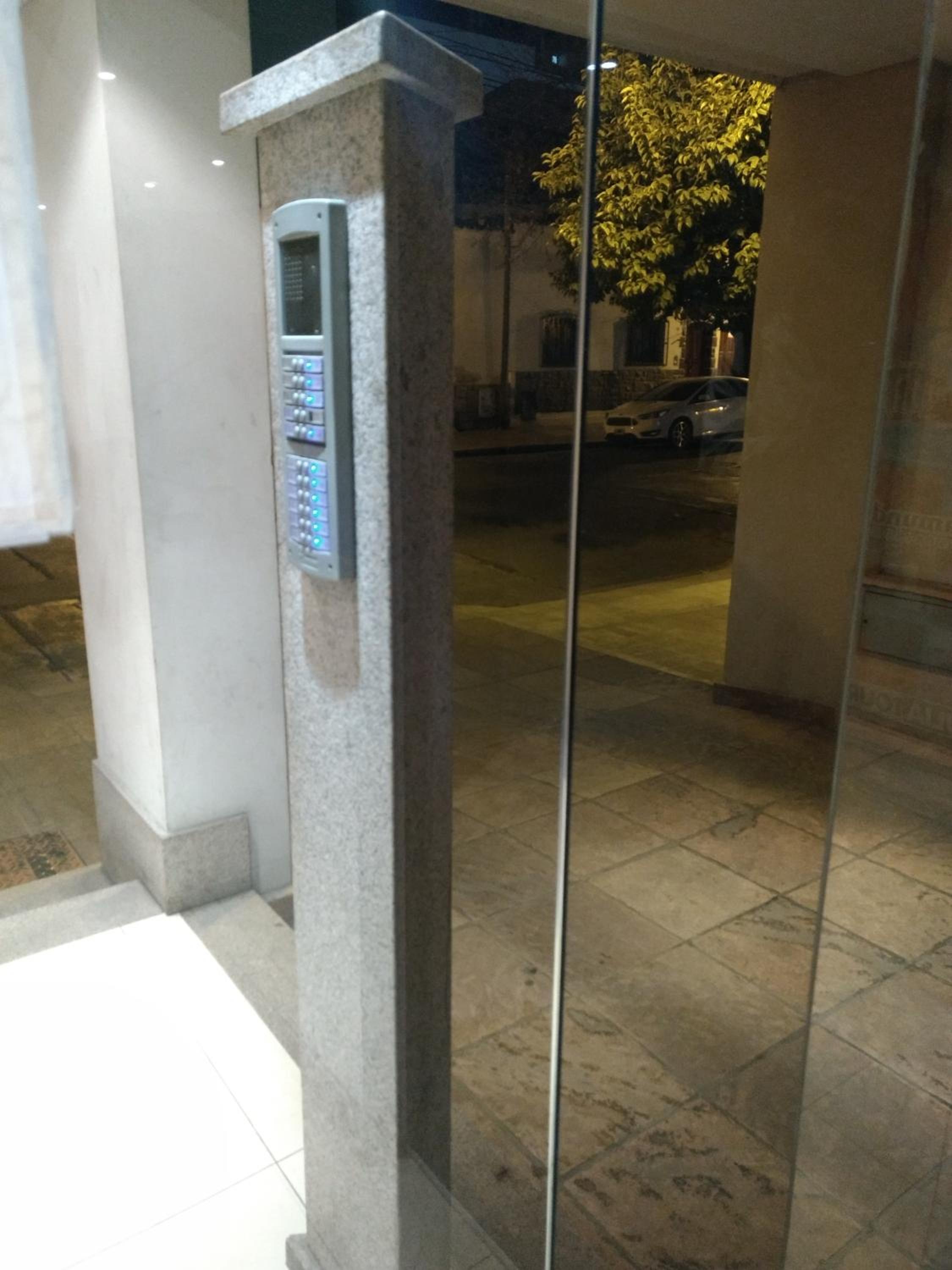 Dpto frente shoping