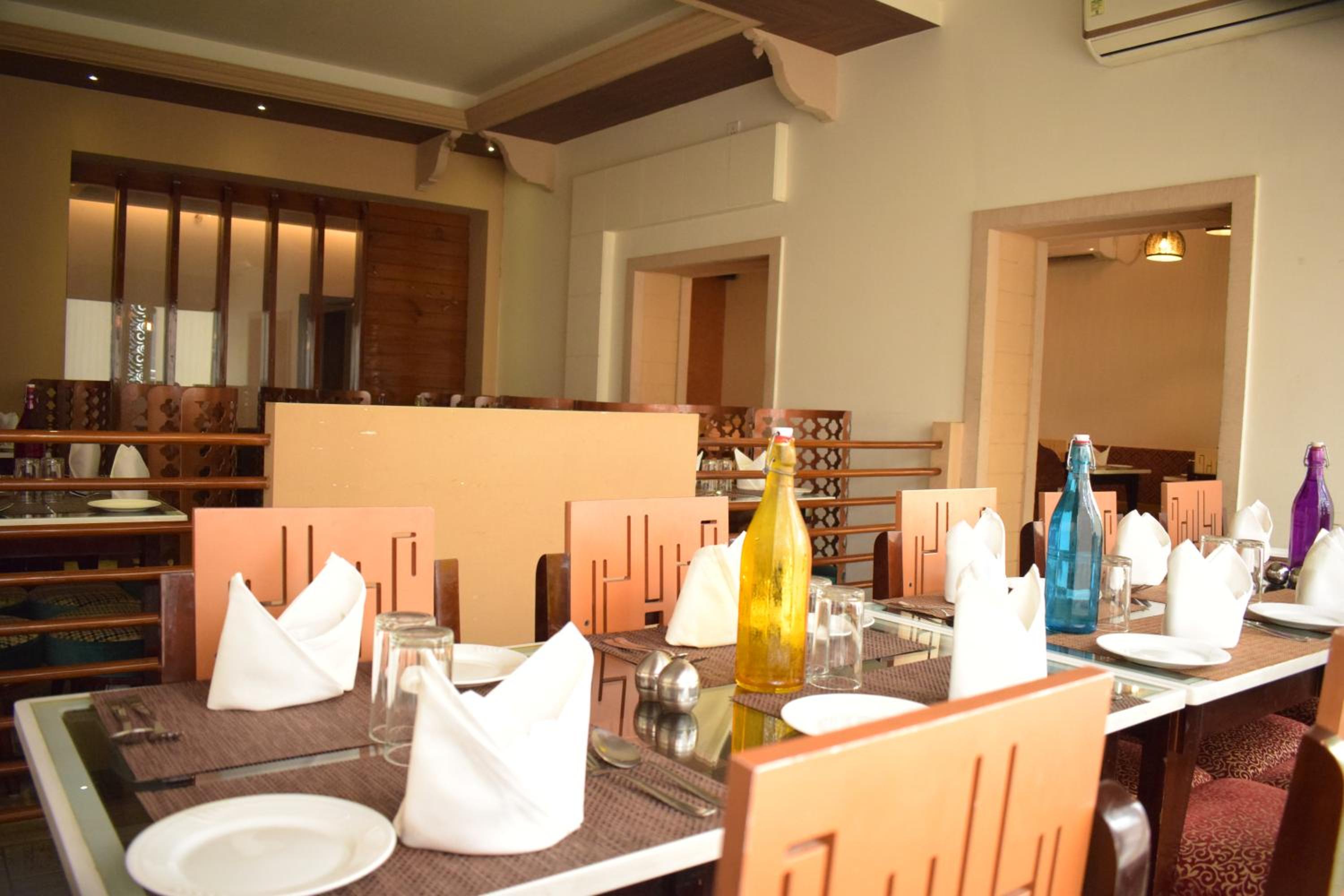 Hotel Hari Vilaas