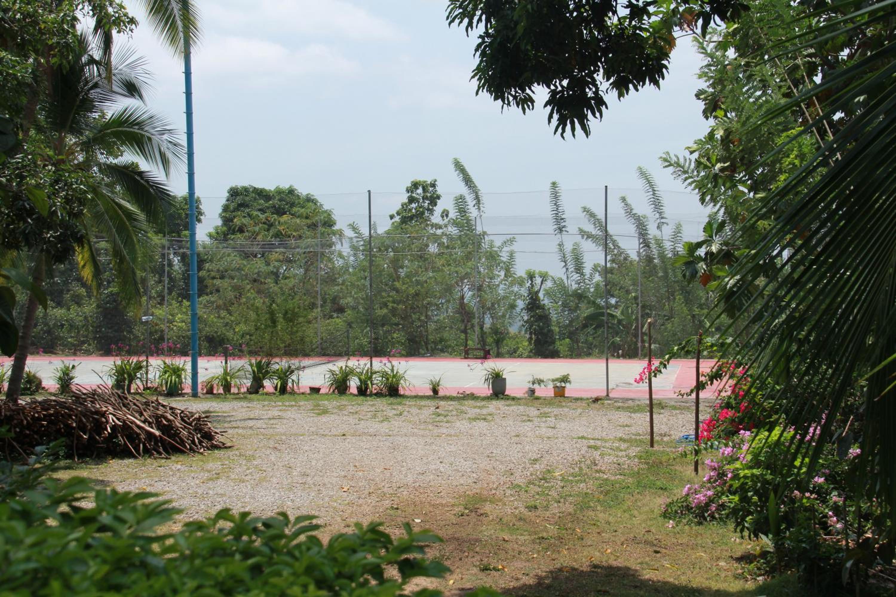 Anura Guest Inn