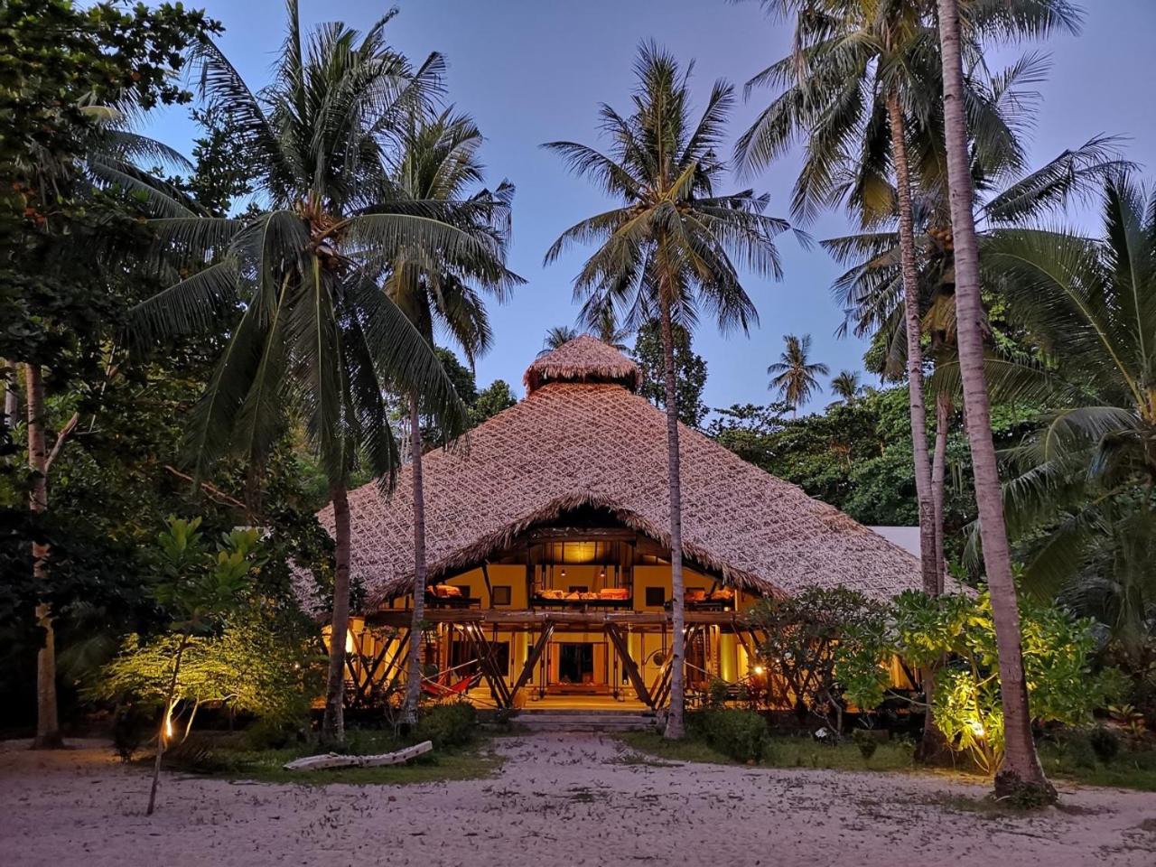 Coral Eye Boutique Resort and Marine Outpost view 3