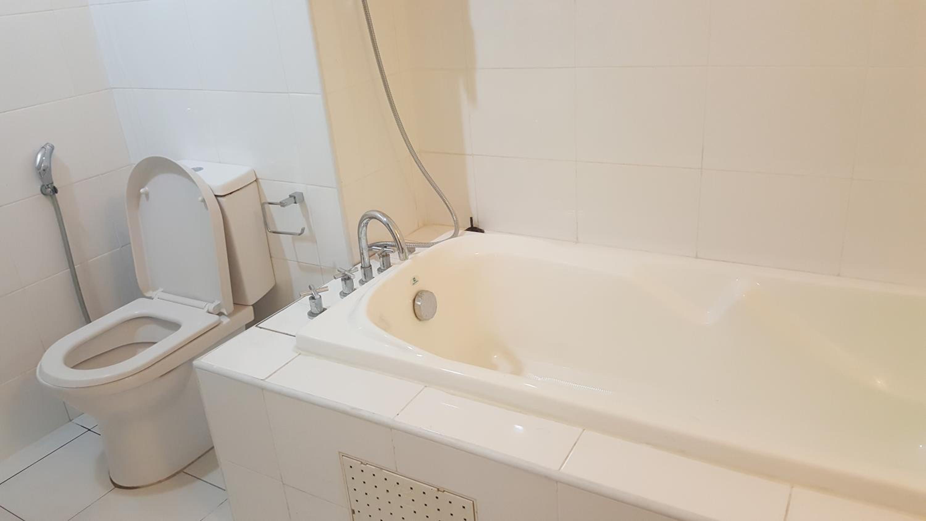1room Publika