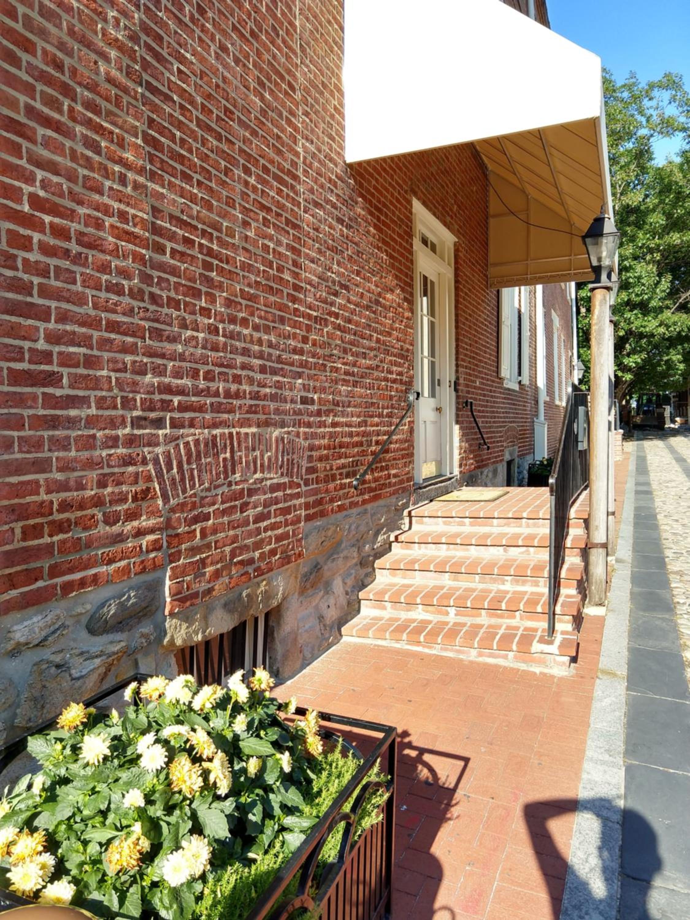 Thomas Bond House Bed and Breakfast view 2