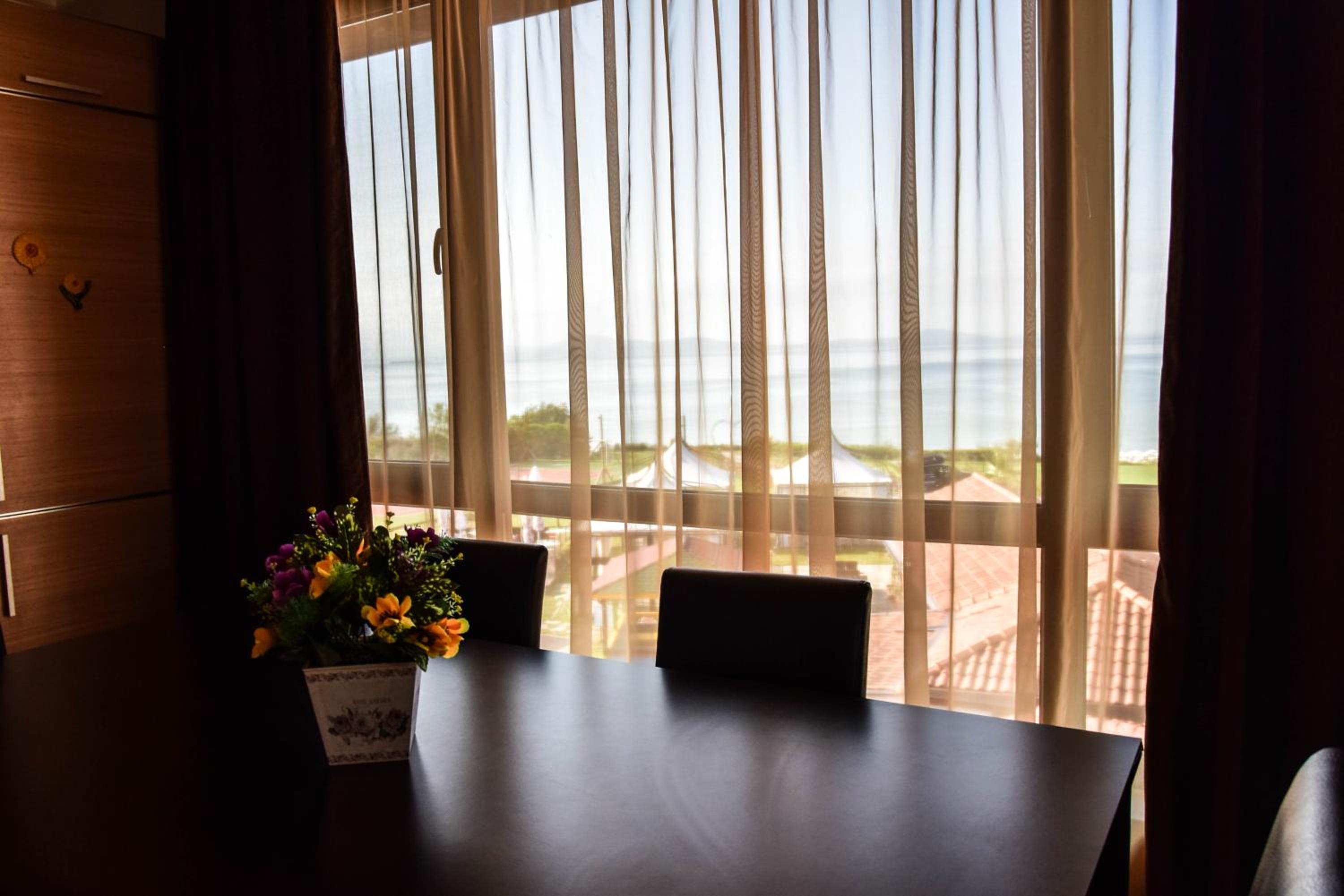 Sea Club Sarafovo Apartments