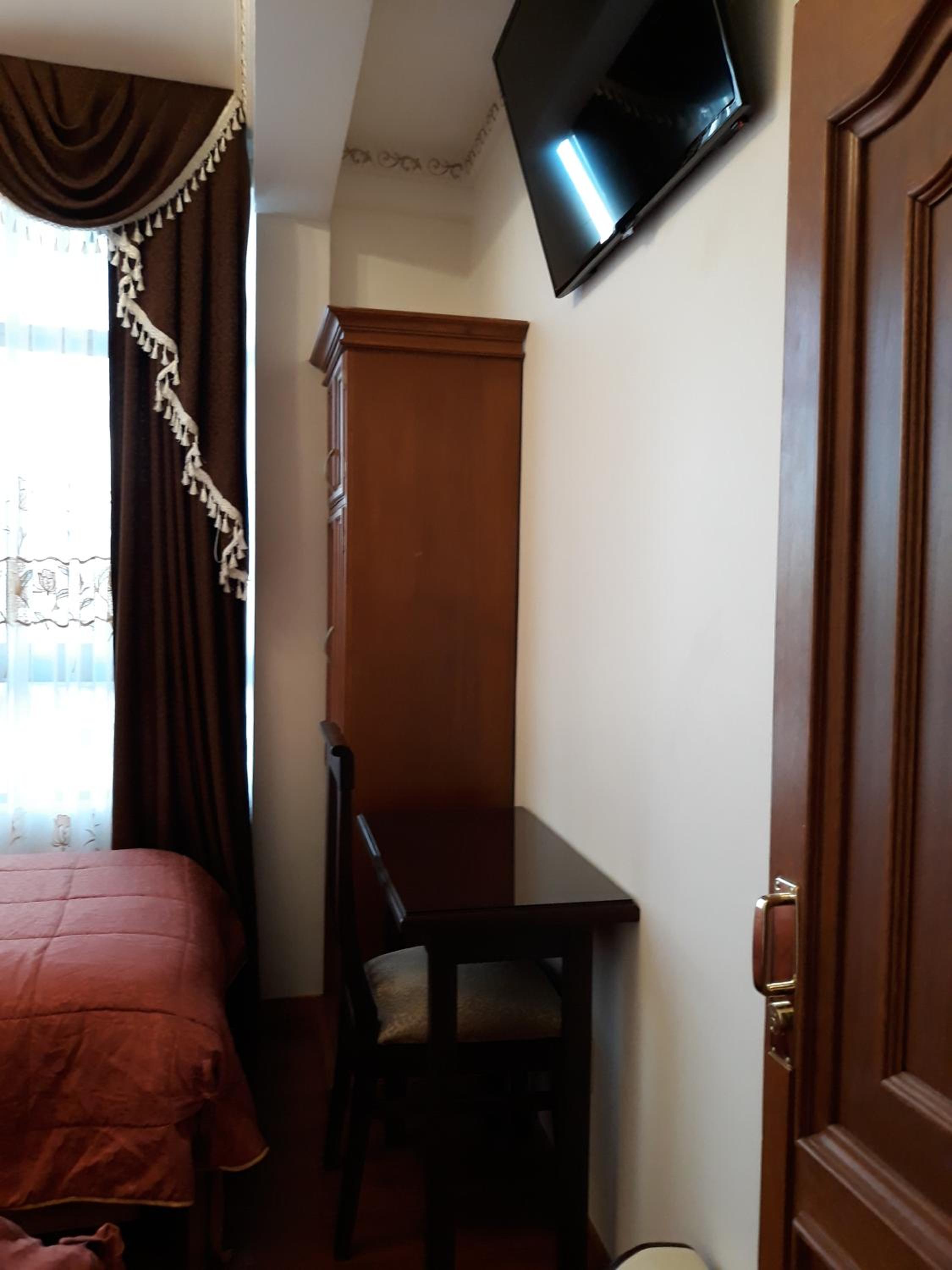 Hostal Terrabella SRL