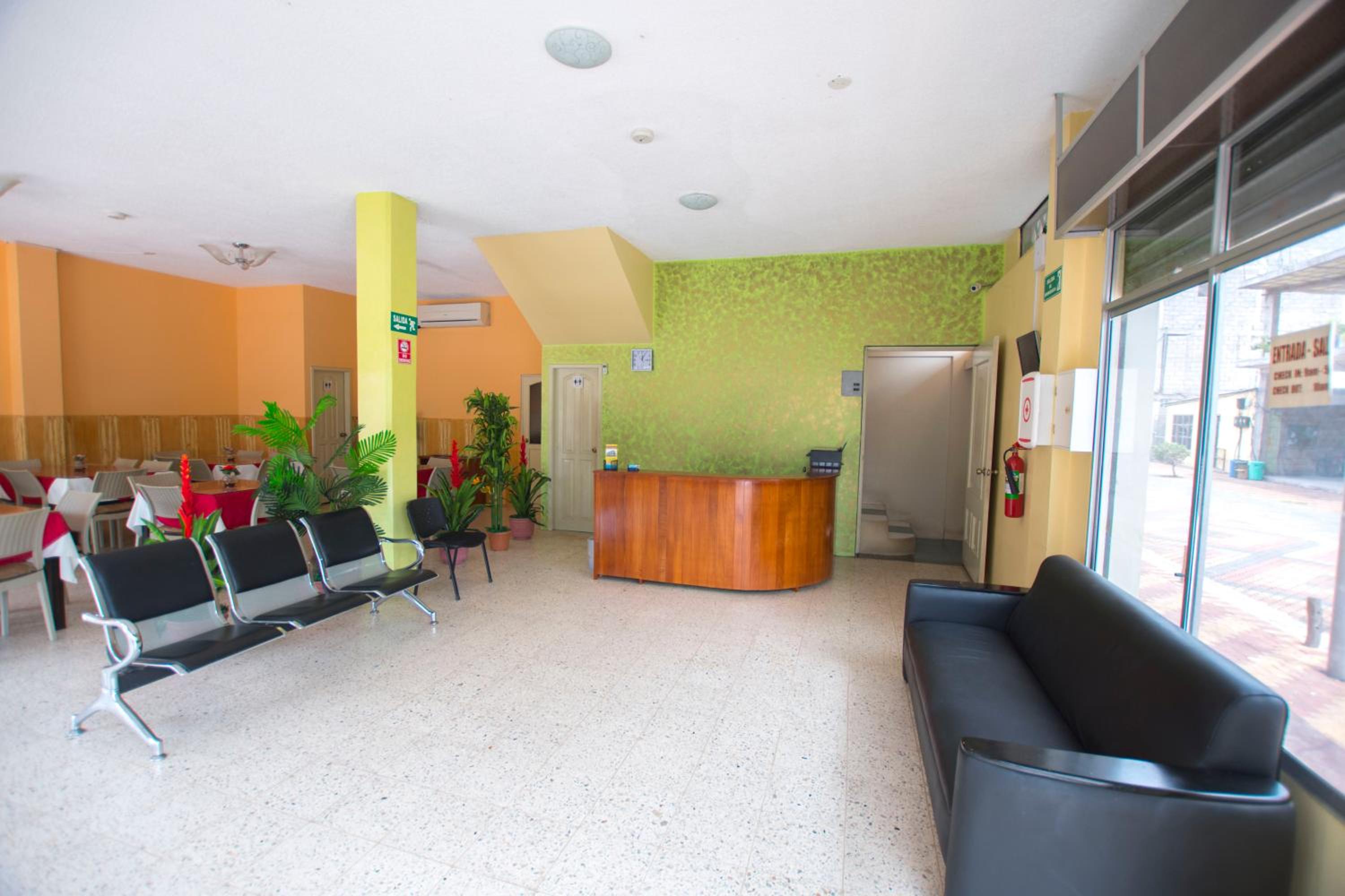 Hostal Andry