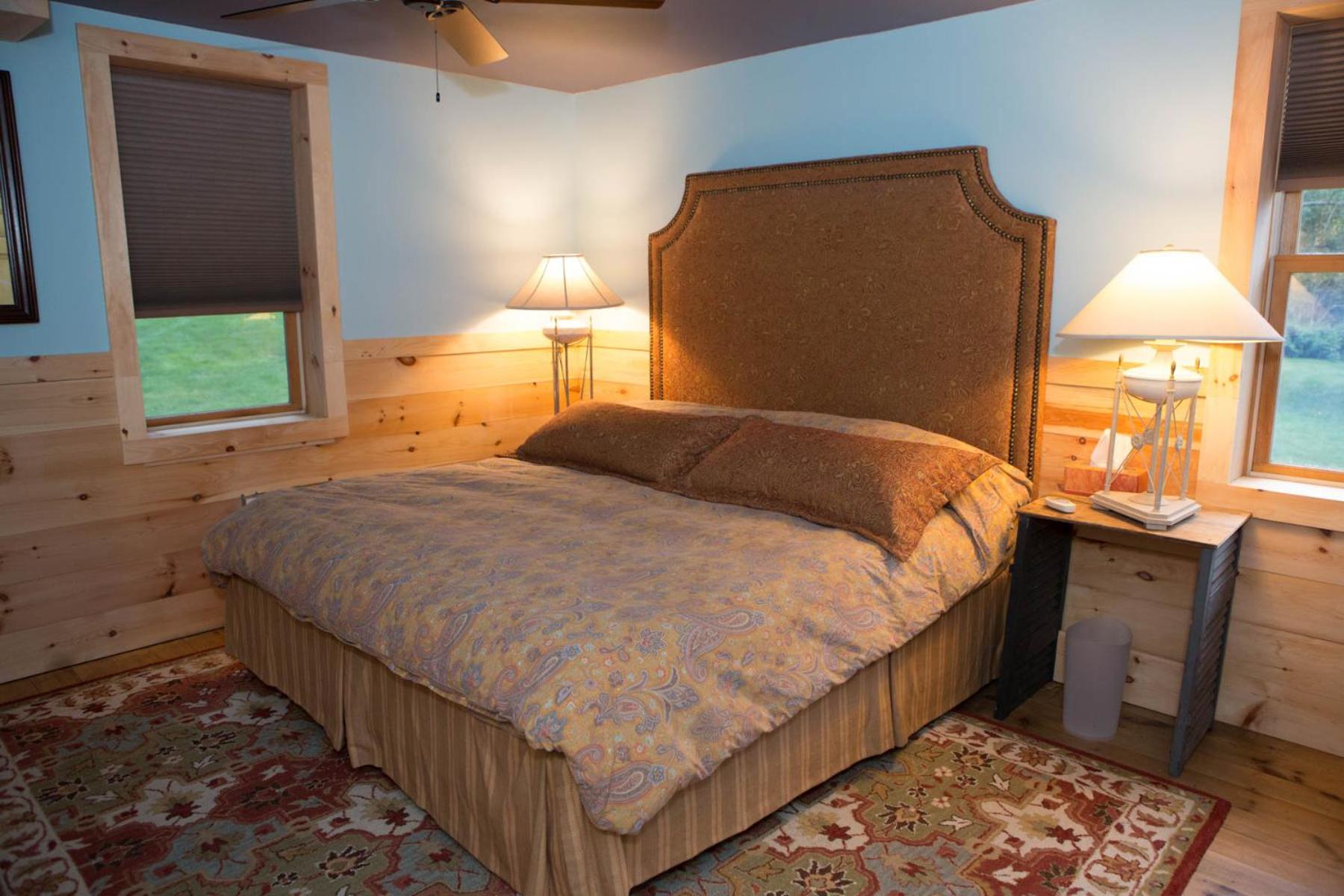 Riverhouse - Property Image 35