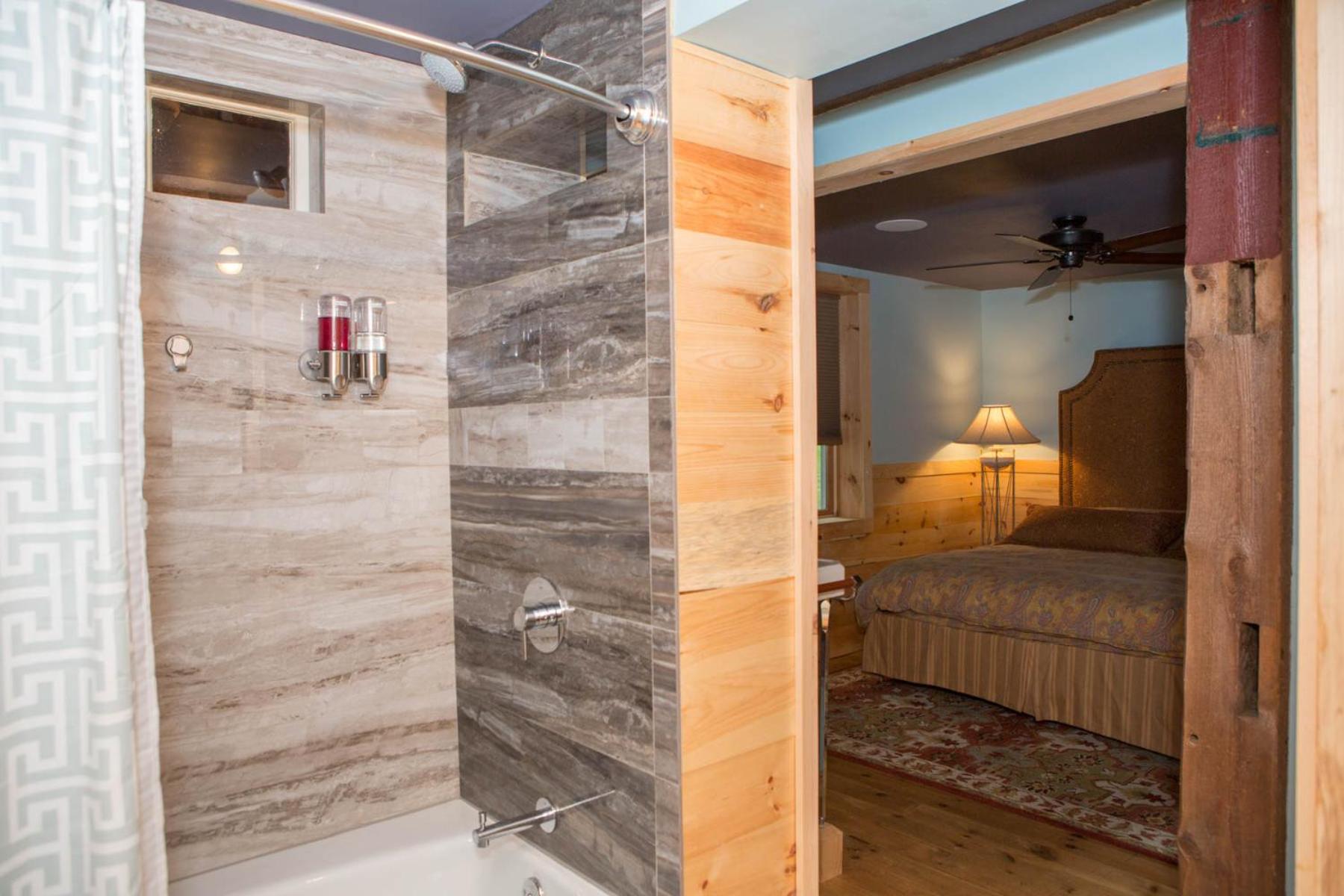Riverhouse - Property Image 37