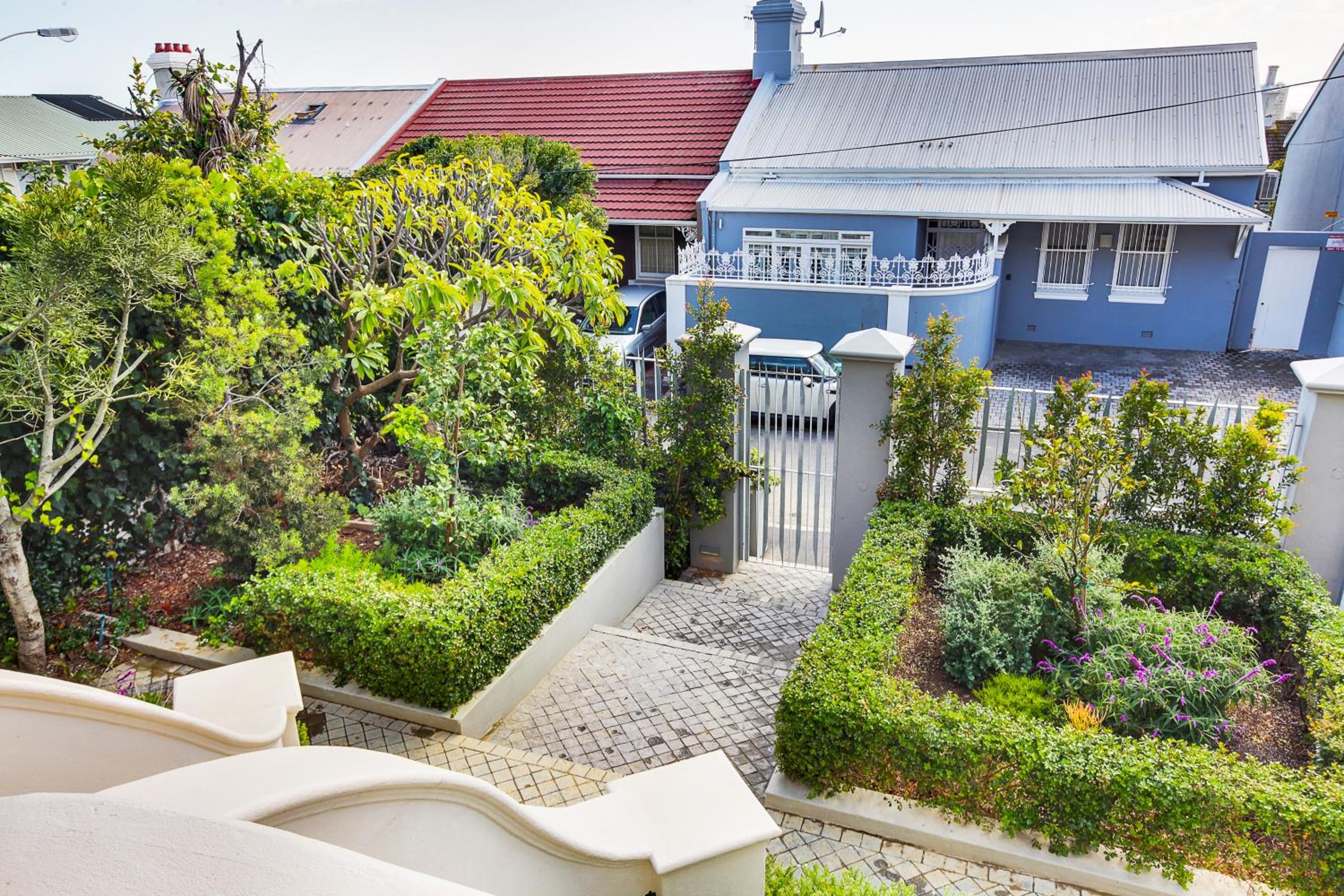 Cheviot Place Garden Apartment with Private Entrance