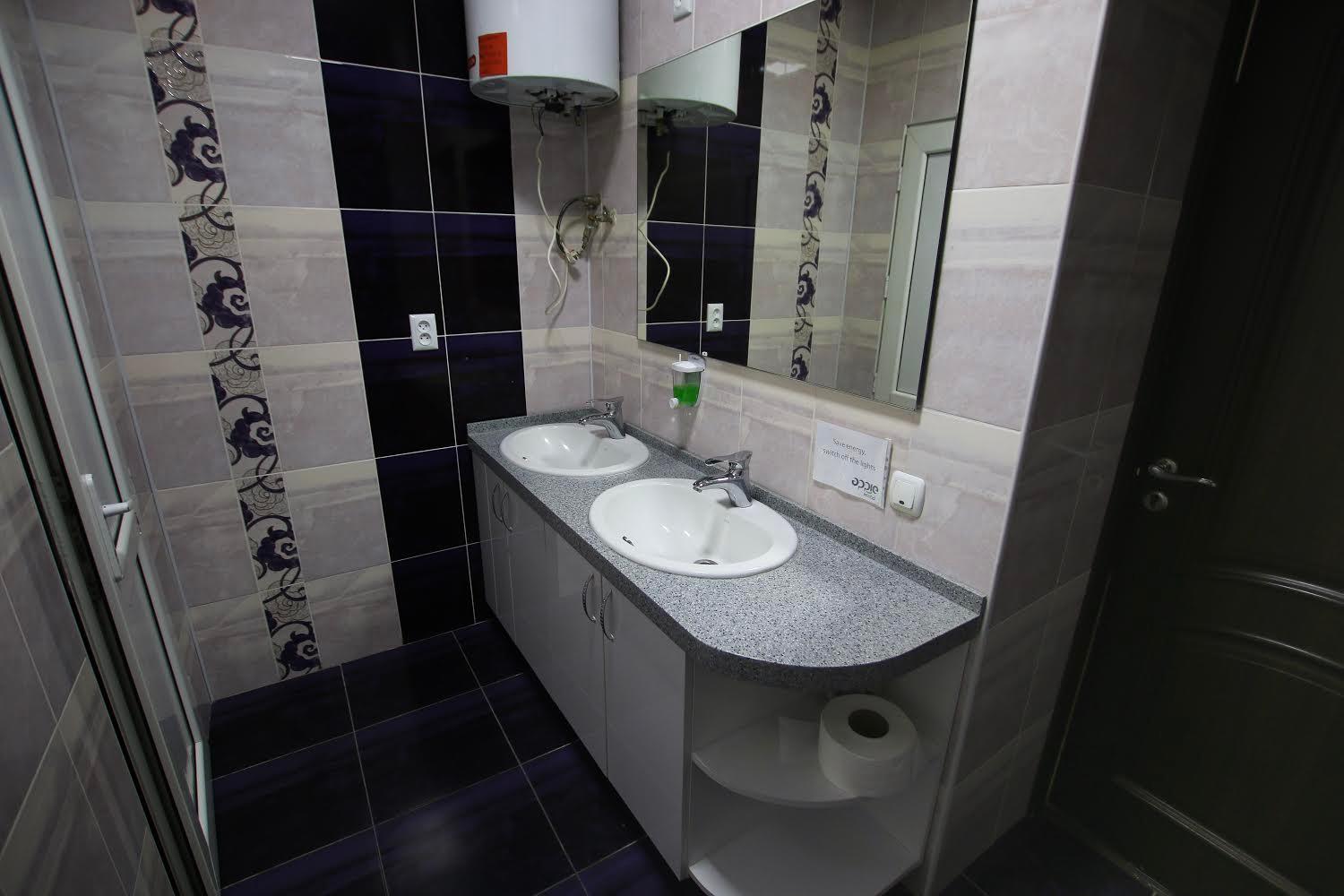 Apple Hostel Bishkek 43