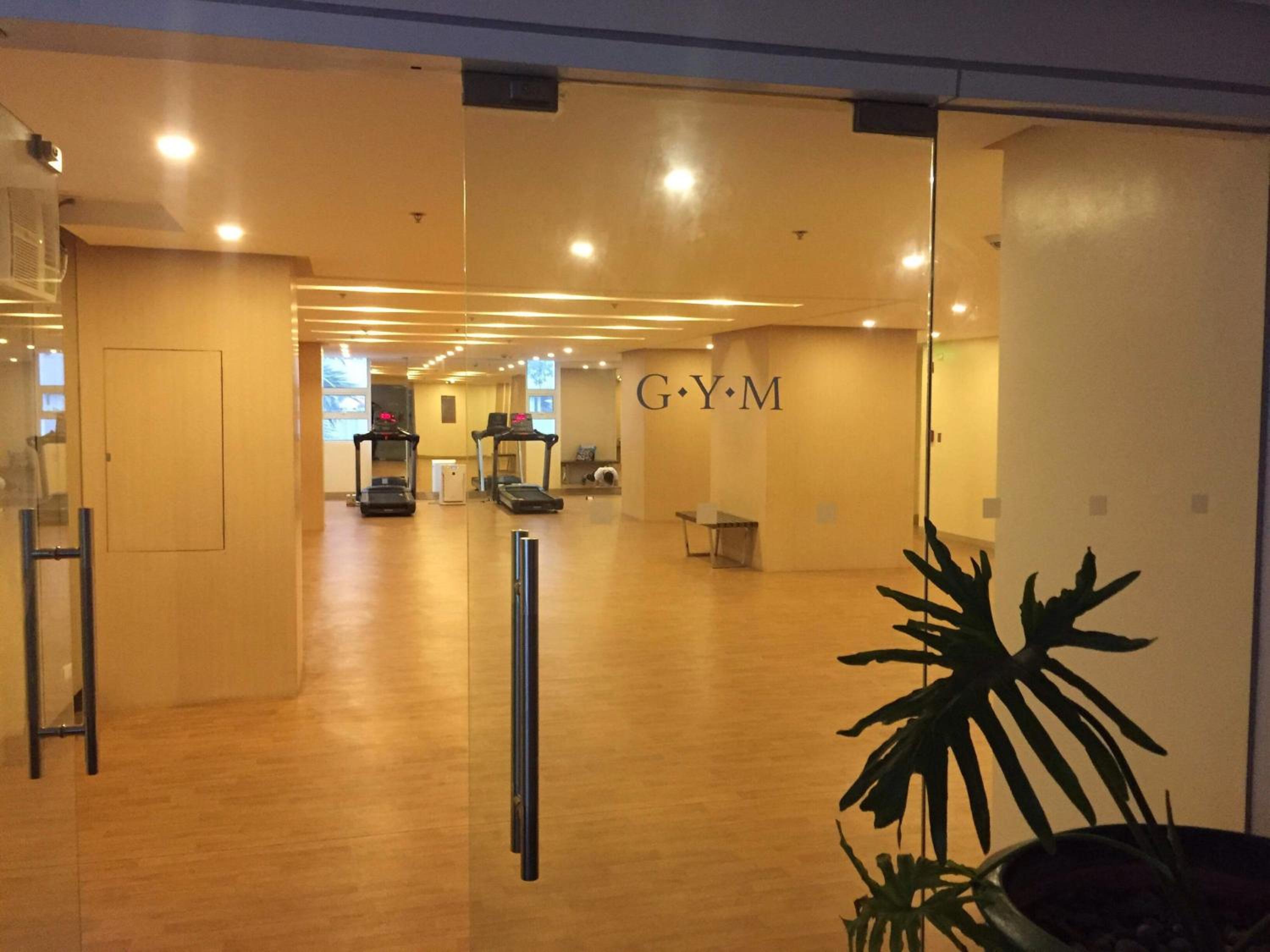 101 Newport City near NAIA 3, Pasay City view 4