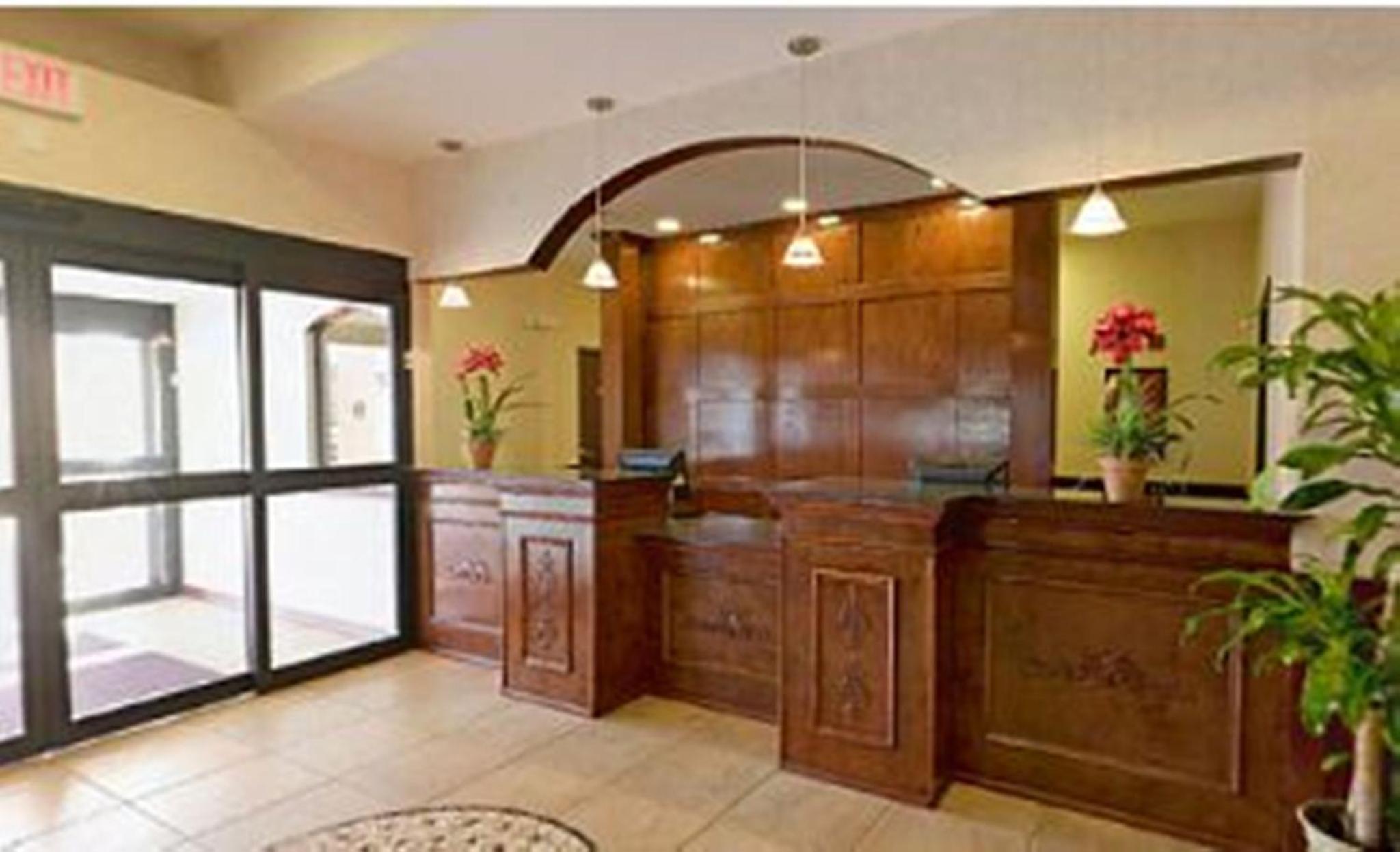 McComb Vacations - Baymont by Wyndham McComb - Property Image 2