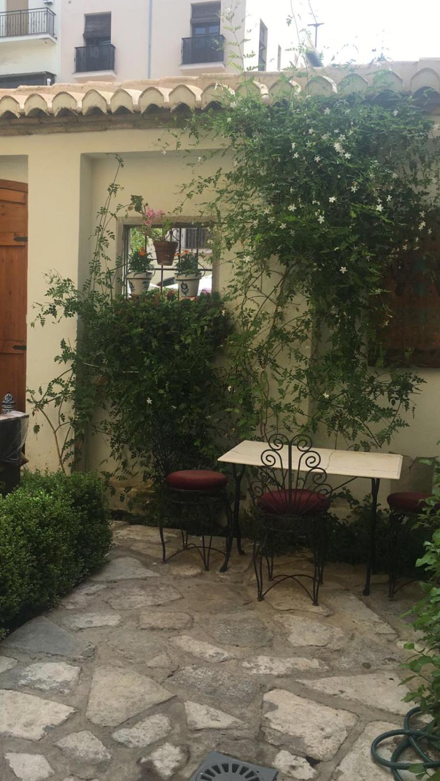 Charming Andalusian house - free parking
